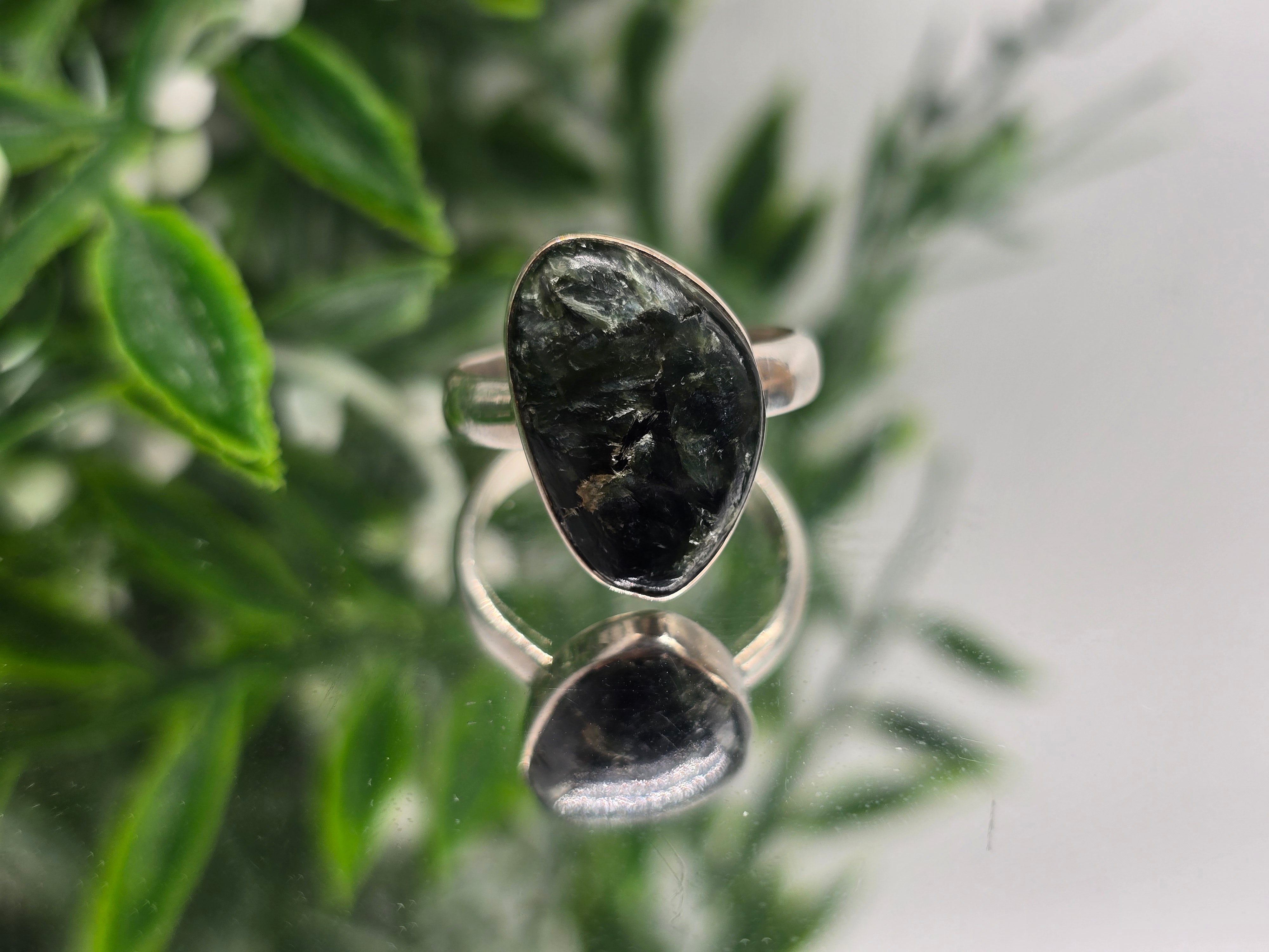 Seraphinite Sterling Silver Ring – Size 8 Crystal Wellness