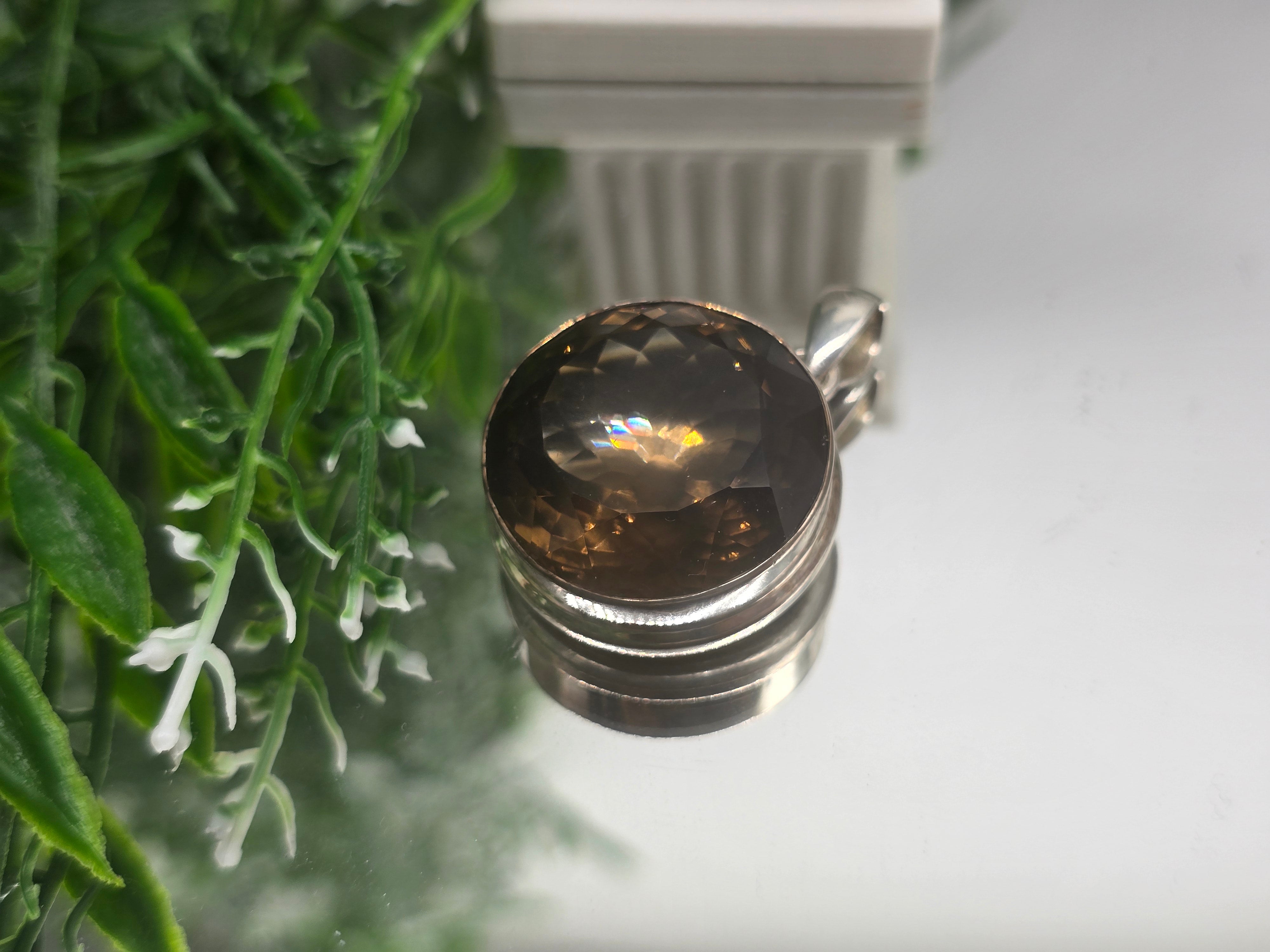 ✨ Smoky Quartz Round-Cut 925 Sterling Silver Pendant – 2.5 cm | Stone of Grounding, Power & Protection *Chain Included) Crystal Wellness