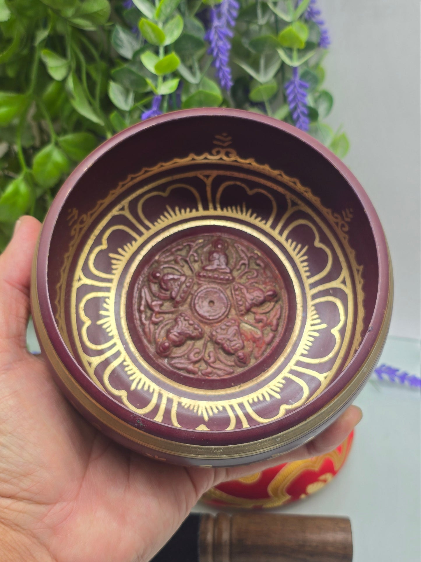 Tibetan Singing Bowl — 5 Inch | B Note | Five Buddhas | Crown Chakra
“Five Wisdom Buddhas — Bowl of Higher Consciousness” Crystal Wellness