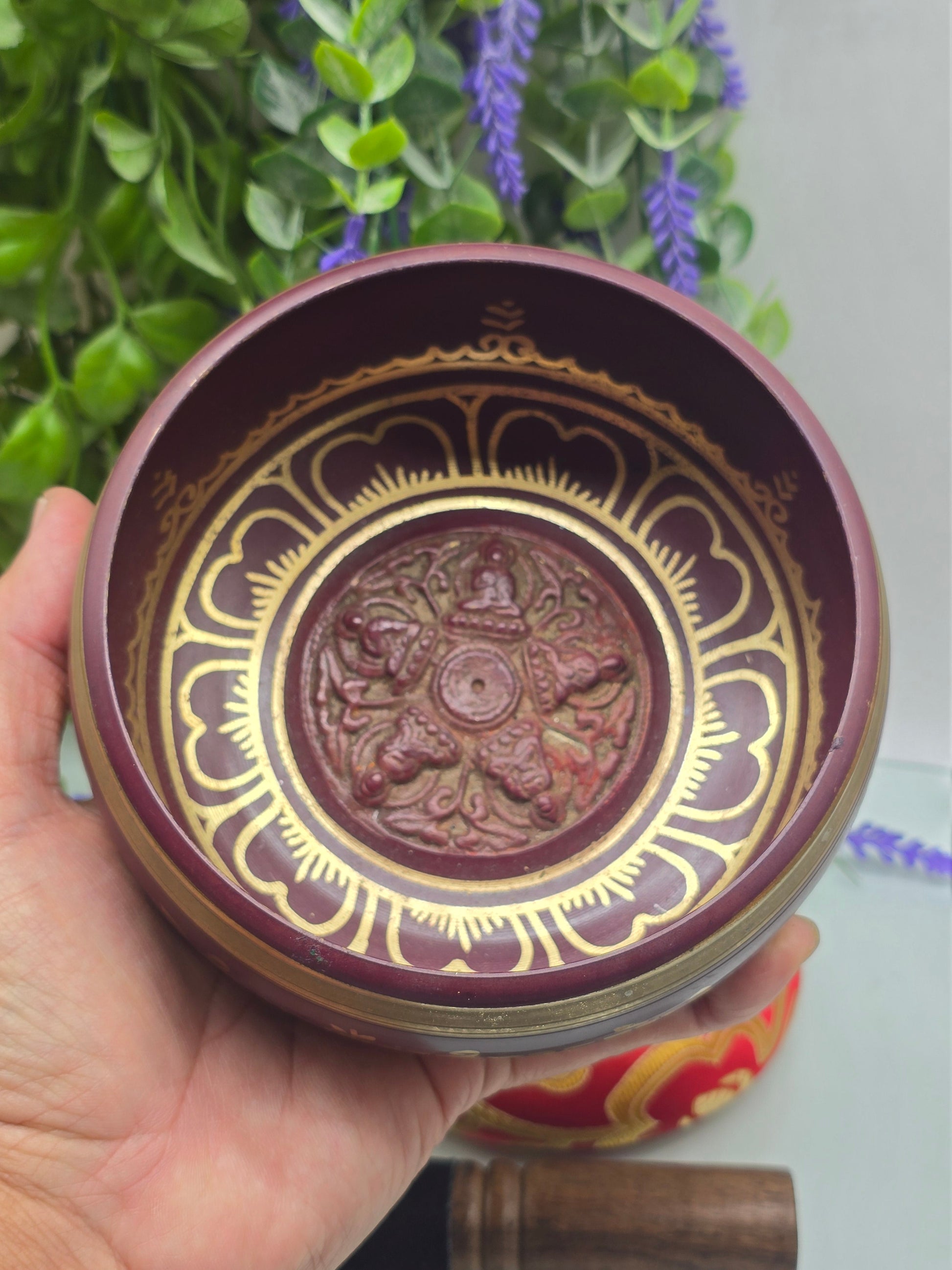 Tibetan Singing Bowl — 5 Inch | B Note | Five Buddhas | Crown Chakra
“Five Wisdom Buddhas — Bowl of Higher Consciousness” Crystal Wellness