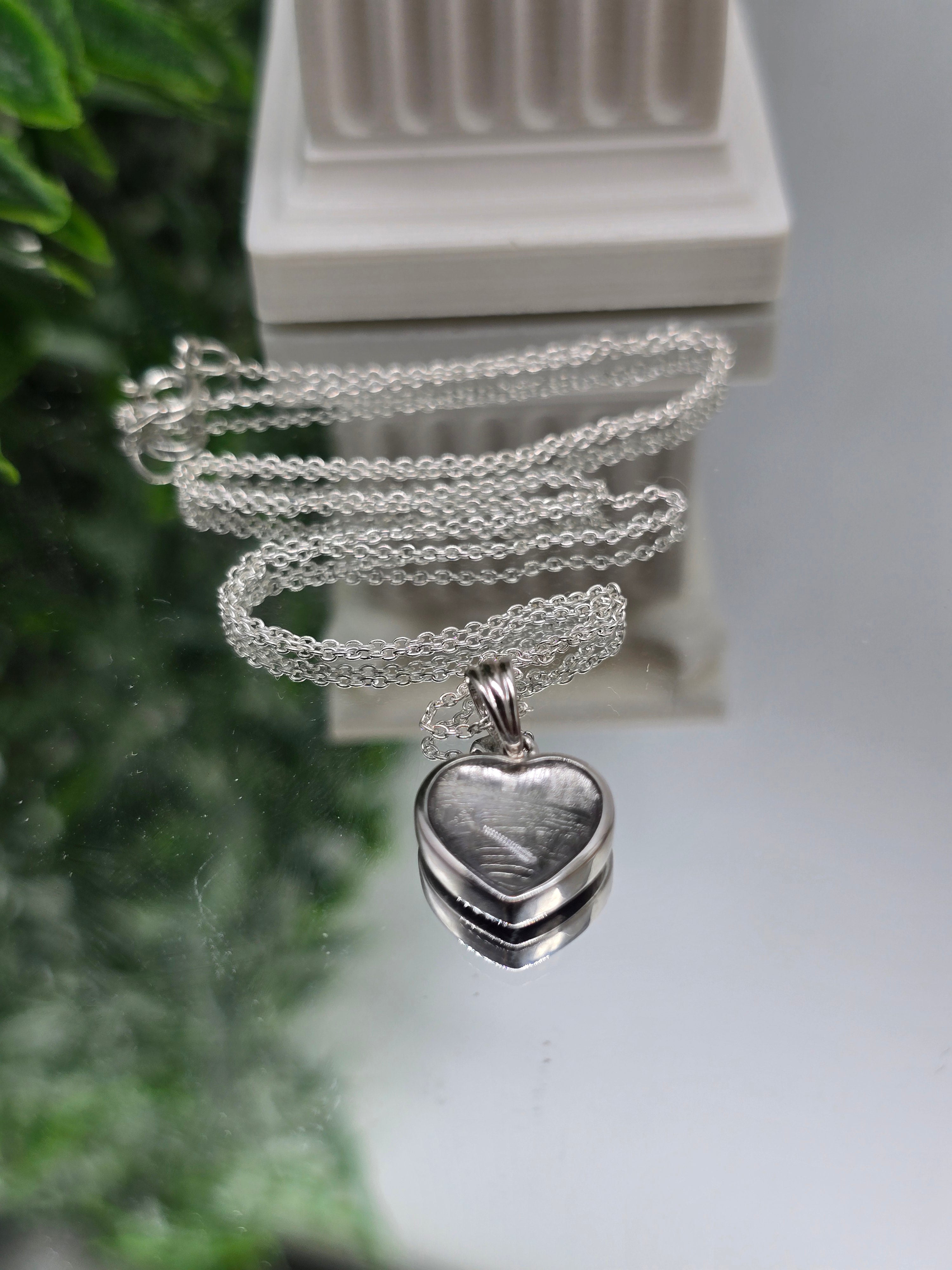 Munionalusta Meteorite Heart Pendant 12x12mm – Swedish Iron Meteorite – Cosmic Protection, Grounding & Spiritual Awakening Crystal Wellness