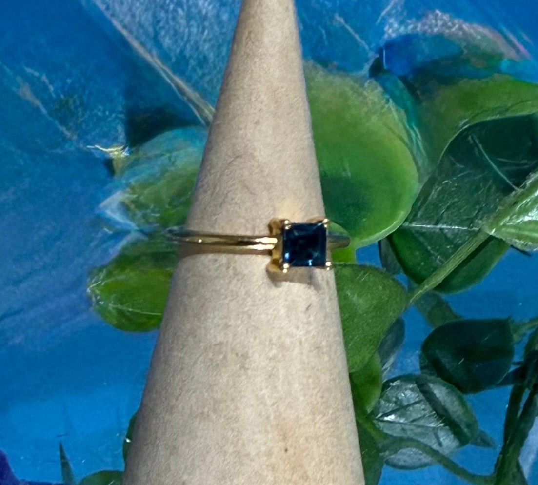 Blue London Topaz 18ct Gold Vermeil Ring — Clarity, Truth & Calm Expression Crystal Wellness