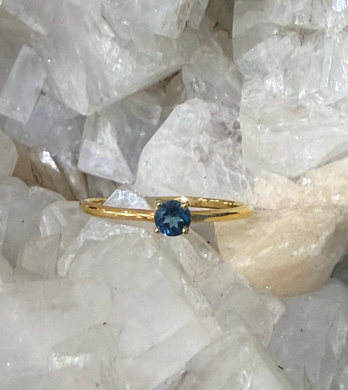 London Blue Topaz Round Solitaire Ring in 18ct Gold Vermeil – Size 8 (Truth, Wisdom, and Calm Communication) Crystal Wellness