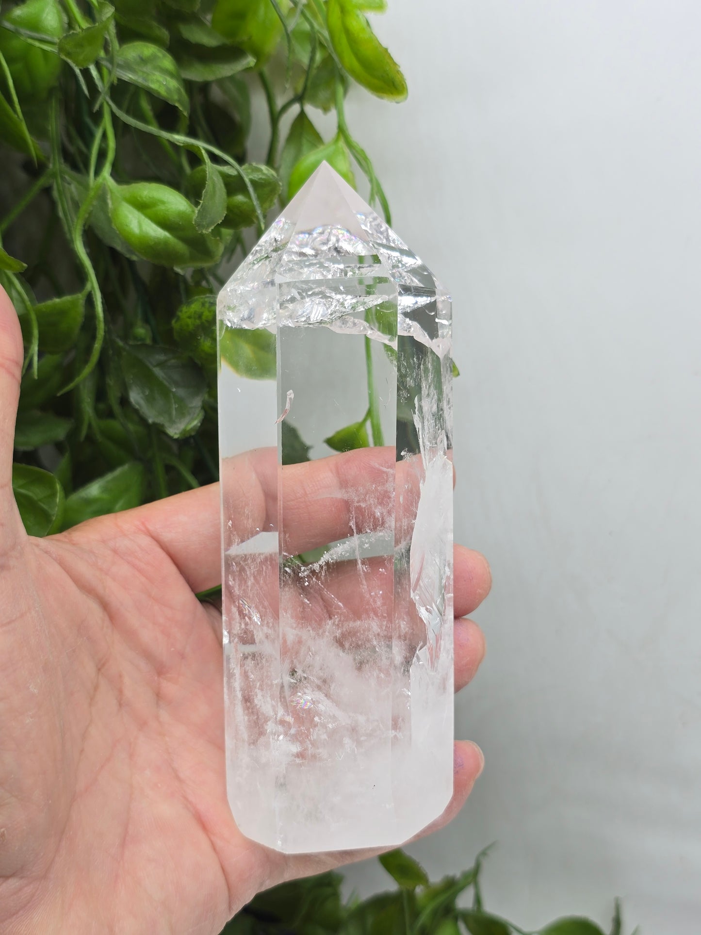 Clear Quartz Generator 14 × 5 × 5 cm (Stone of Amplification & Clarity)