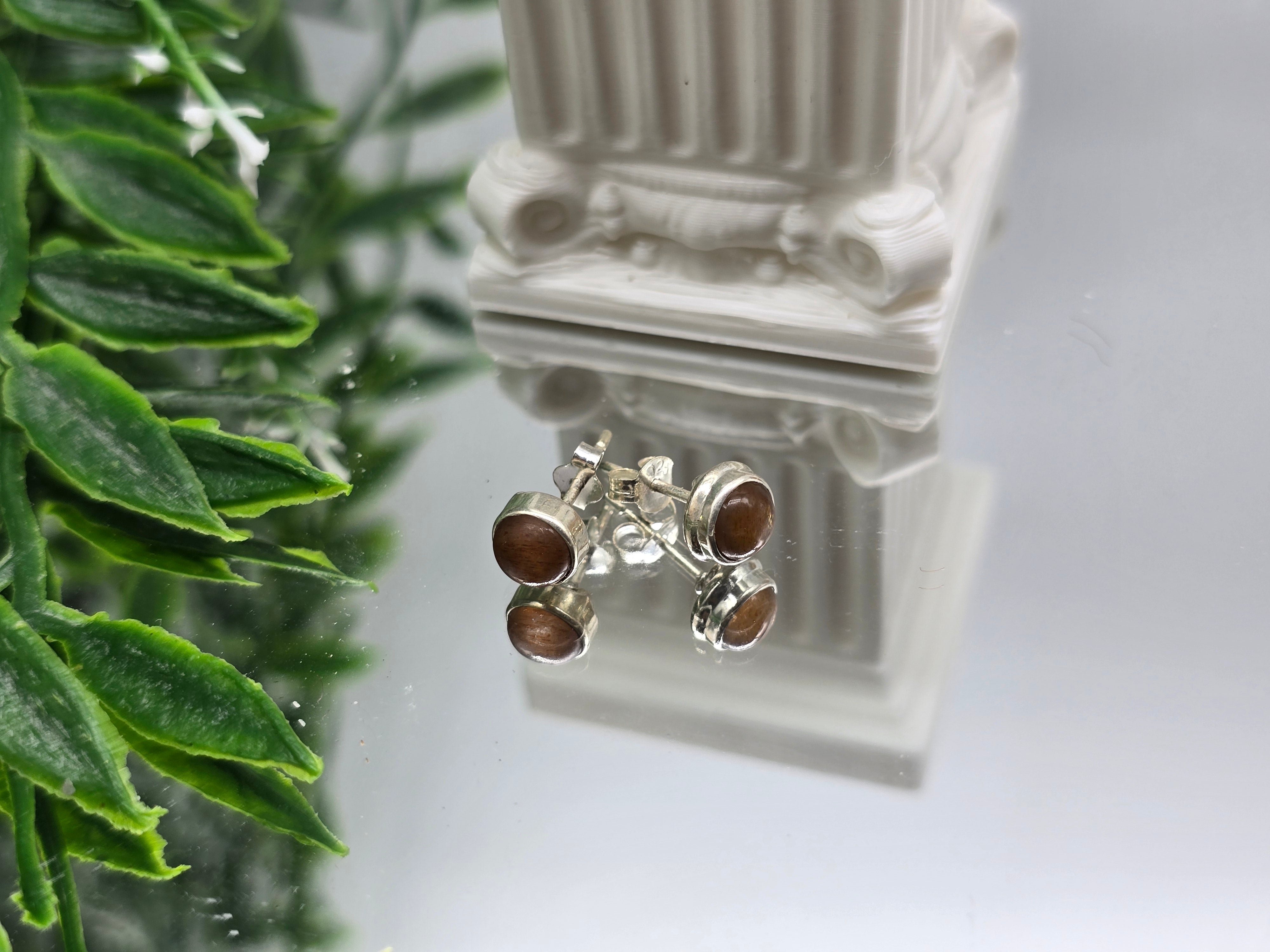 Sunstone Round 5mm 925 Sterling Silver Studs (Stone of Empowerment) Crystal Wellness