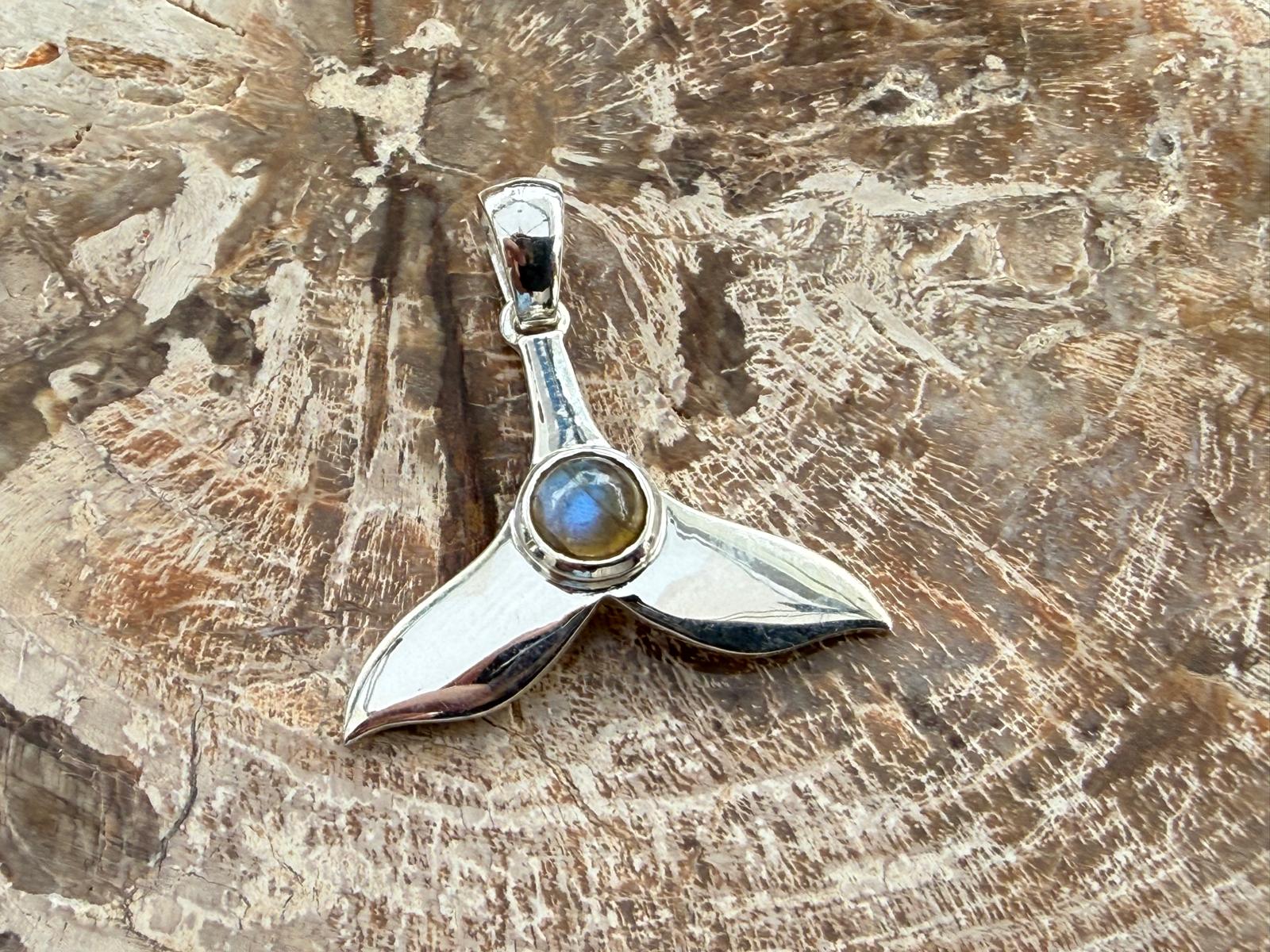 Natural Labradorite Whale Tail 925 Sterling Silver Pendant | Symbol of Protection, Transformation & Ocean Wisdom Crystal Wellness