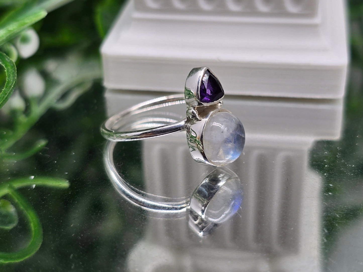 Amethyst & Moonstone 925 Sterling Silver Ring – Stone Of Intuition, Calm & Inner Balance Crystal Wellness
