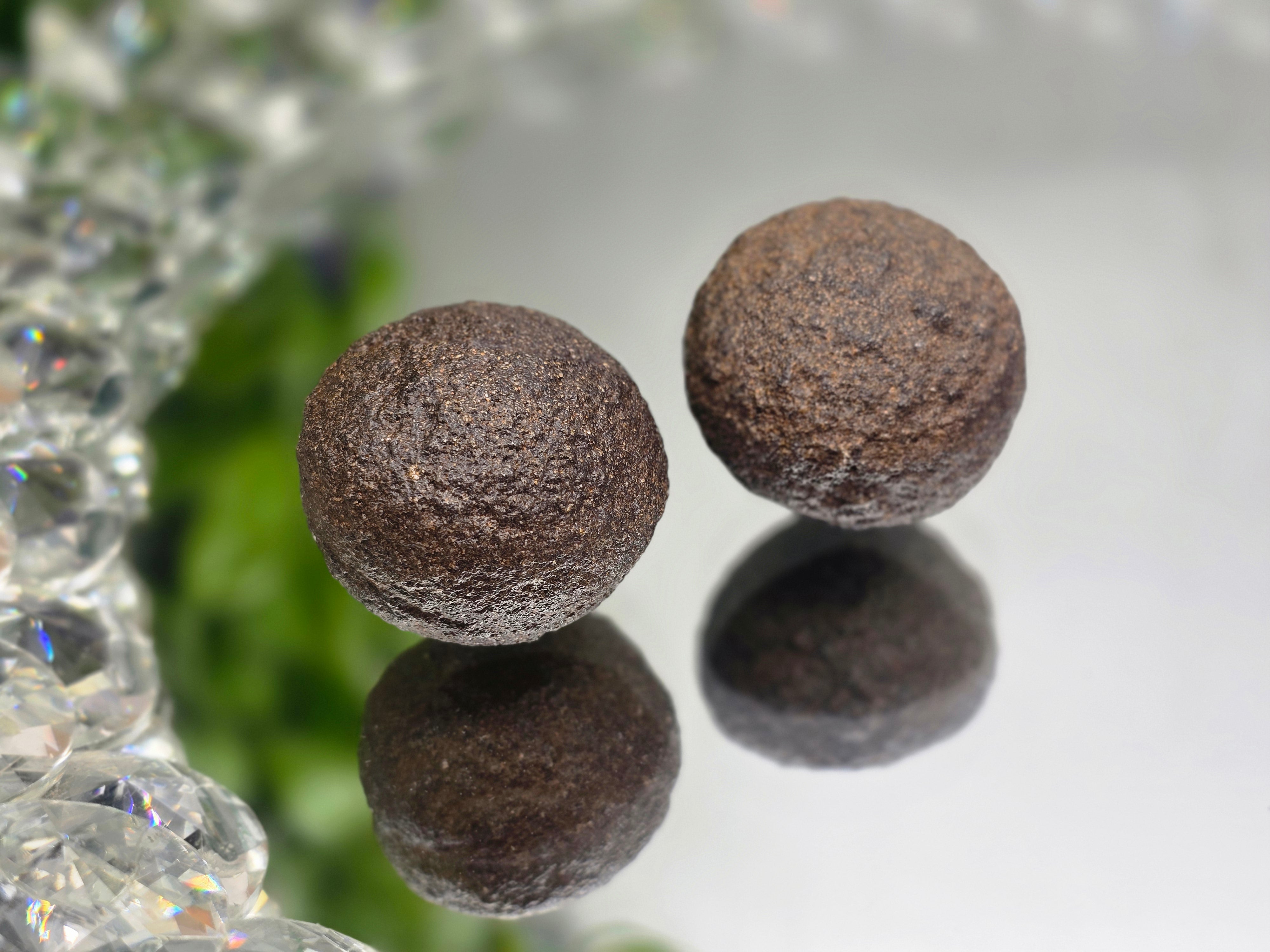 Mocqui Balls / Shamanic Star Pair (Utah, USA) 35mm – Sacred Grounding & Earth Wisdom Crystal Wellness