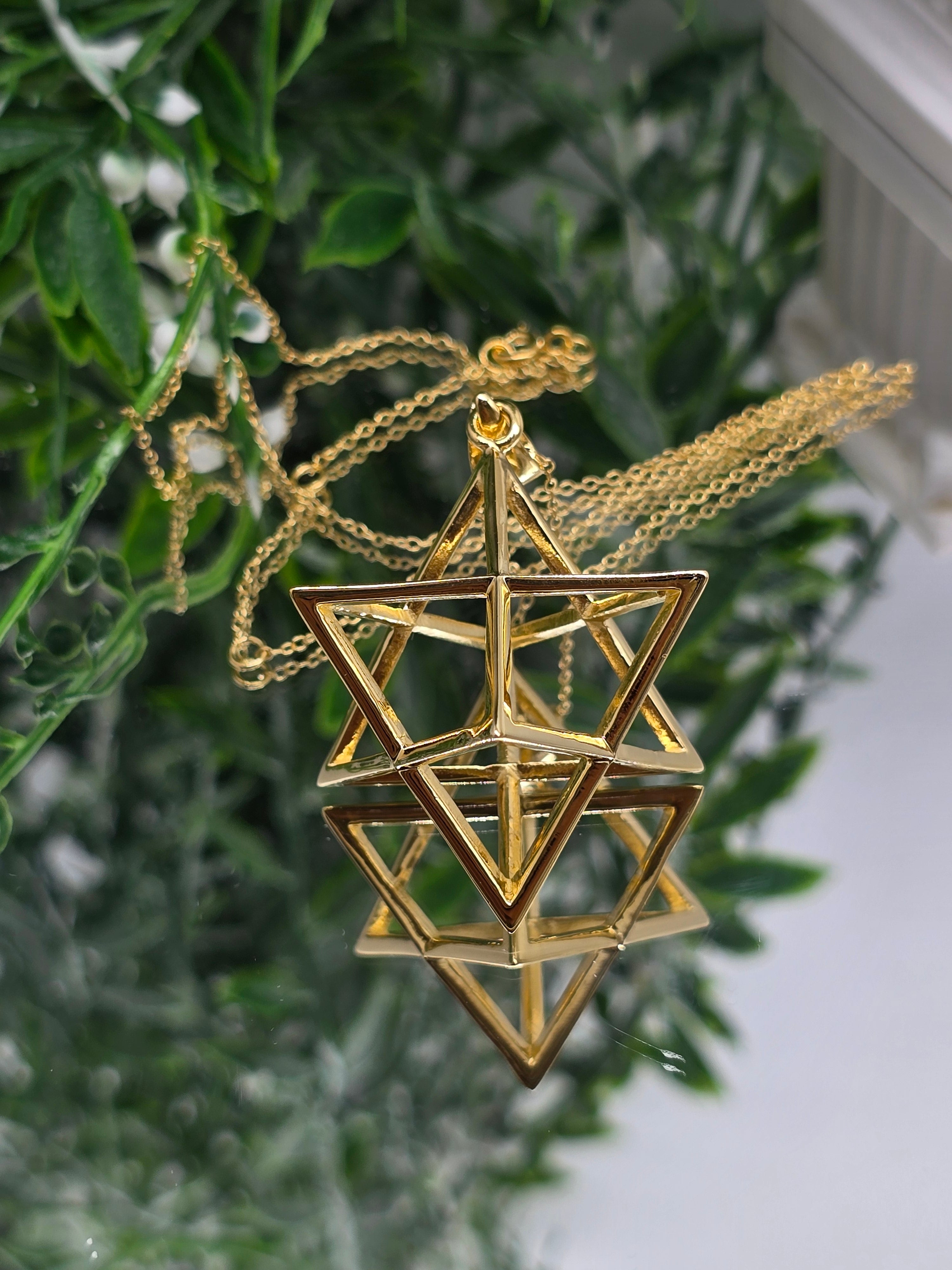 Mystical Stellar Merkaba Pendant in 2.5 x 2.5 cm - Chain Included (Star of Ascension & Divine Protection) Crystal Wellness