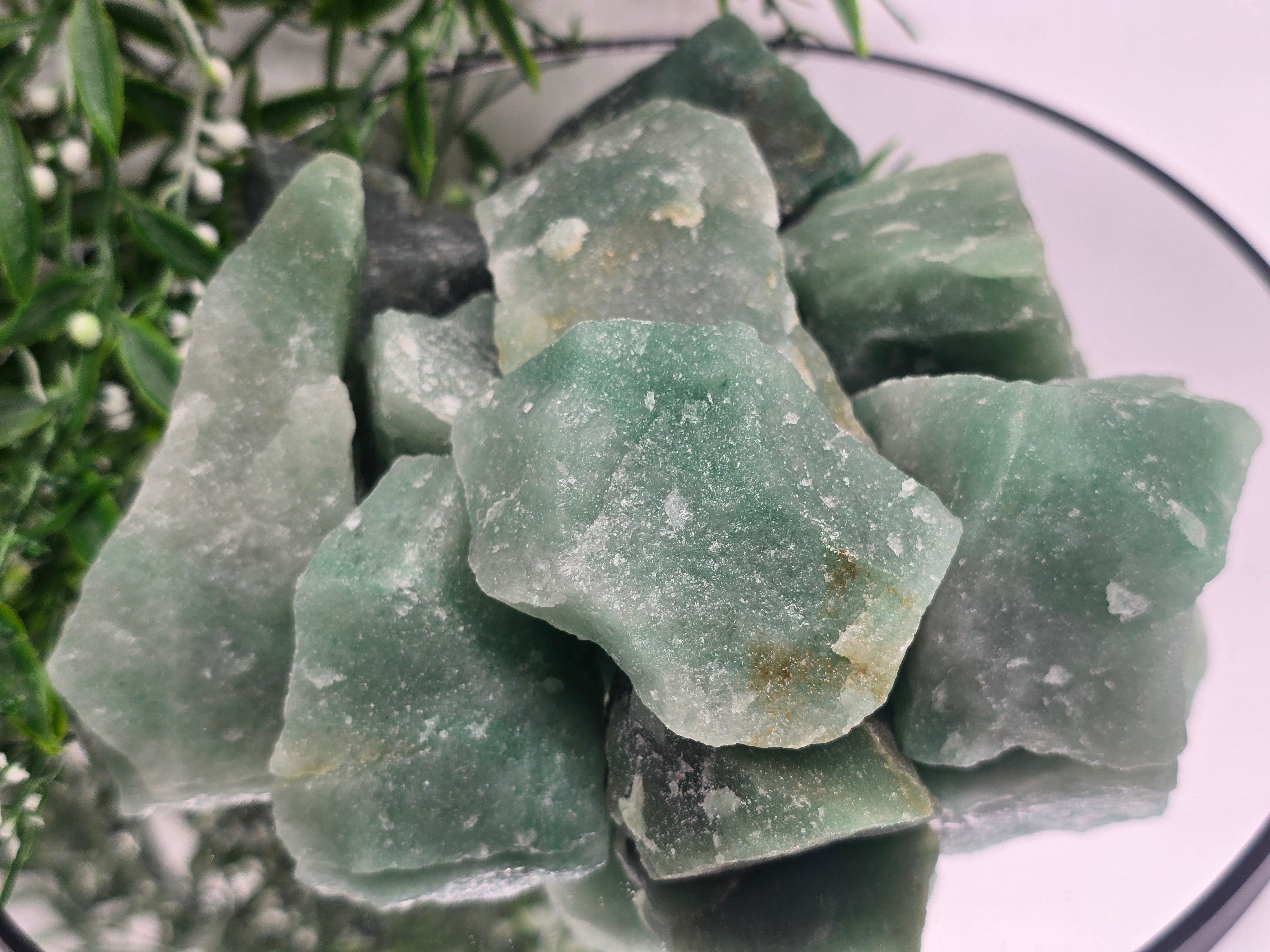 💚 Green Aventurine Raw – Stone of Luck, Opportunity & Prosperity Crystal Wellness