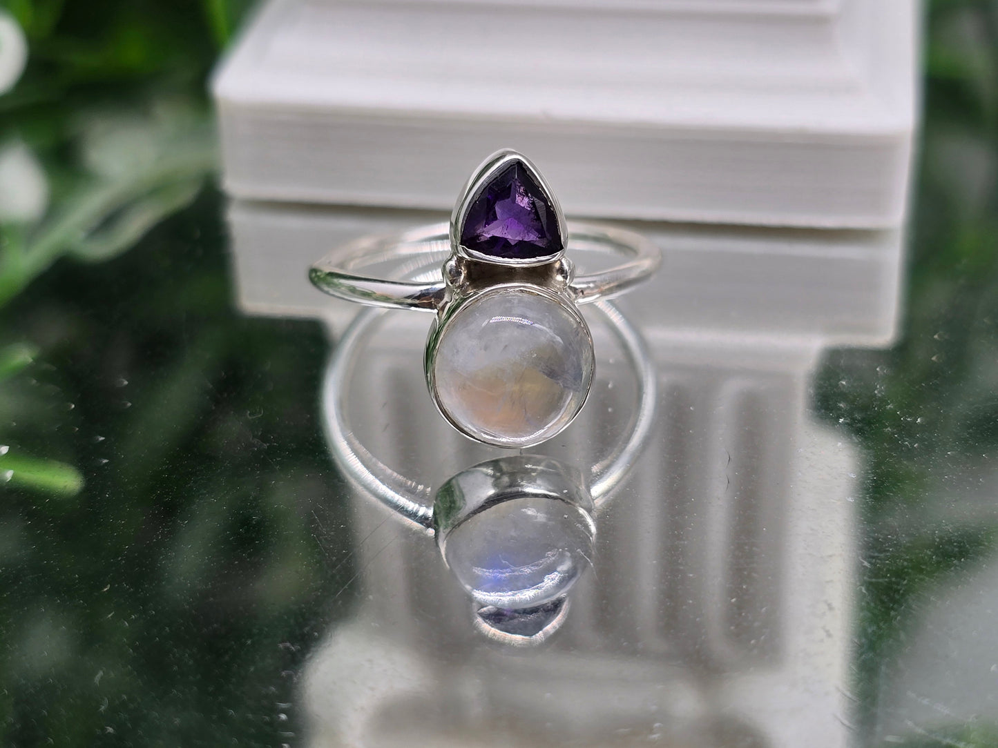 Amethyst & Moonstone 925 Sterling Silver Ring – Stone Of Intuition, Calm & Inner Balance Crystal Wellness