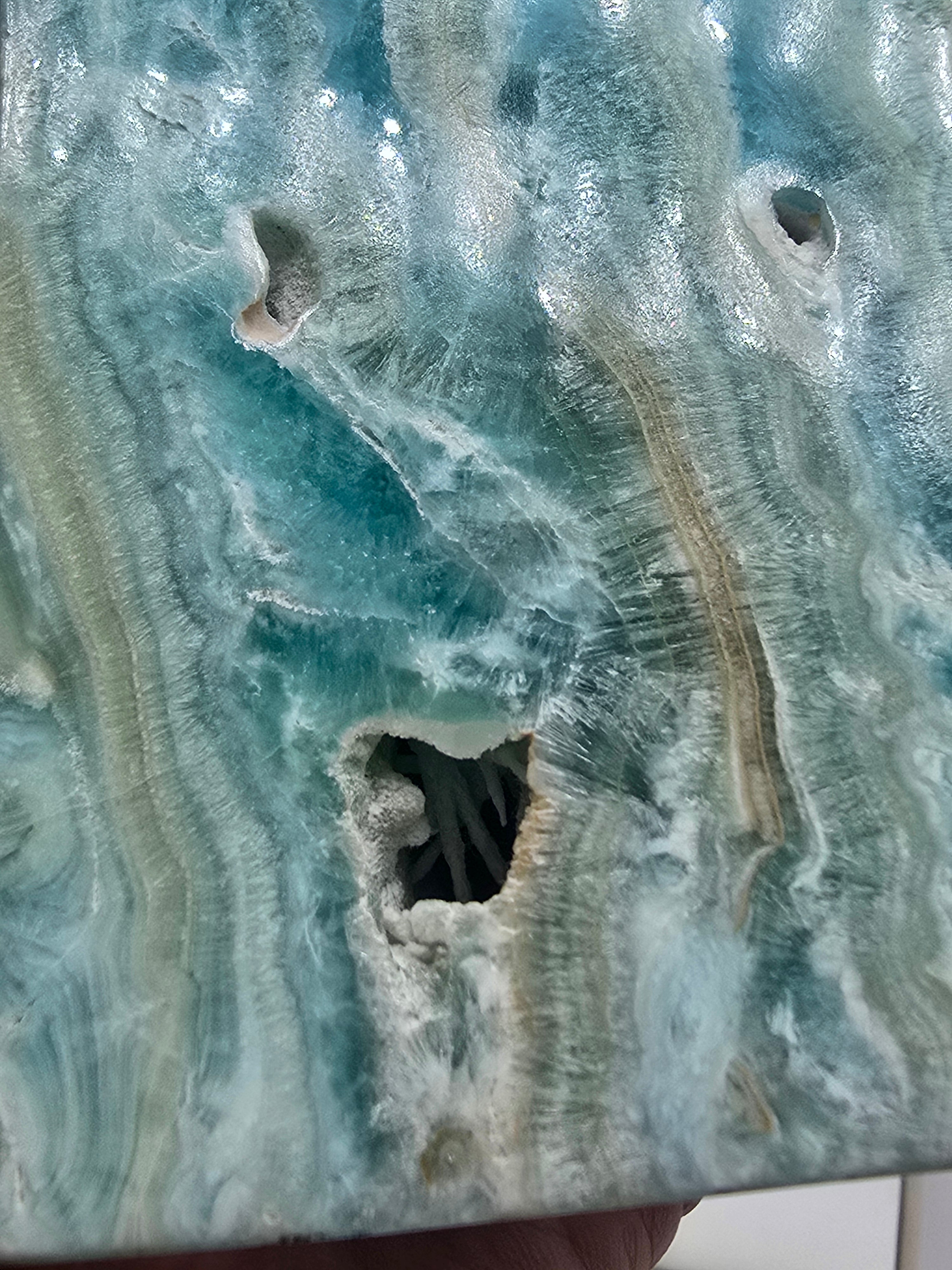 Caribbean Blue Calcite Point 19x6.5cm (Stone of Tranquil Clarity & Emotional Renewal) Crystal Wellness