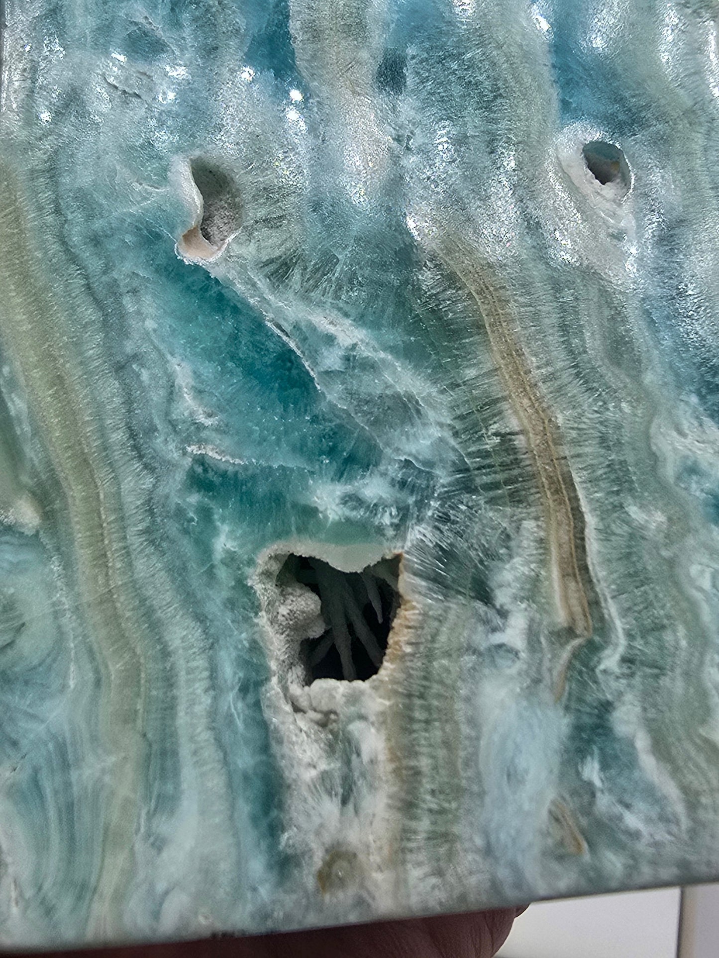 Caribbean Blue Calcite Point 19x6.5cm (Stone of Tranquil Clarity & Emotional Renewal) Crystal Wellness
