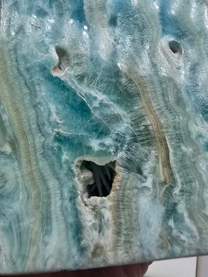 Caribbean Blue Calcite Point 19x6.5cm (Stone of Tranquil Clarity & Emotional Renewal) Crystal Wellness