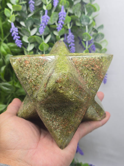 Premium Peridot Merkaba Orgonite — Stone of Renewal, Abundance & Energetic Alignment 1.4kg | 14 × 14cm Crystal Wellness