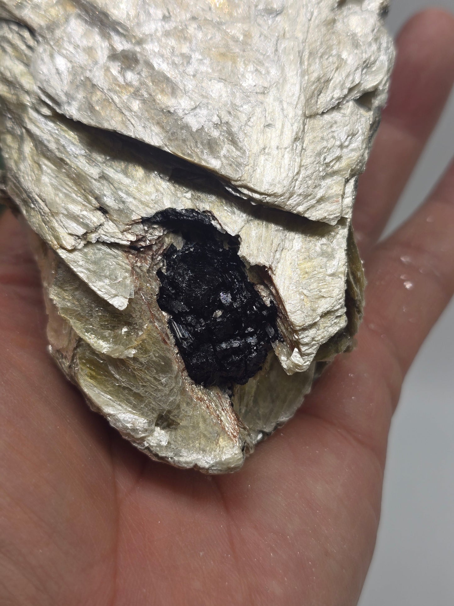 Rare Mica with Black Tourmaline – 11x7x6cm | 0.4kg Crystal Wellness