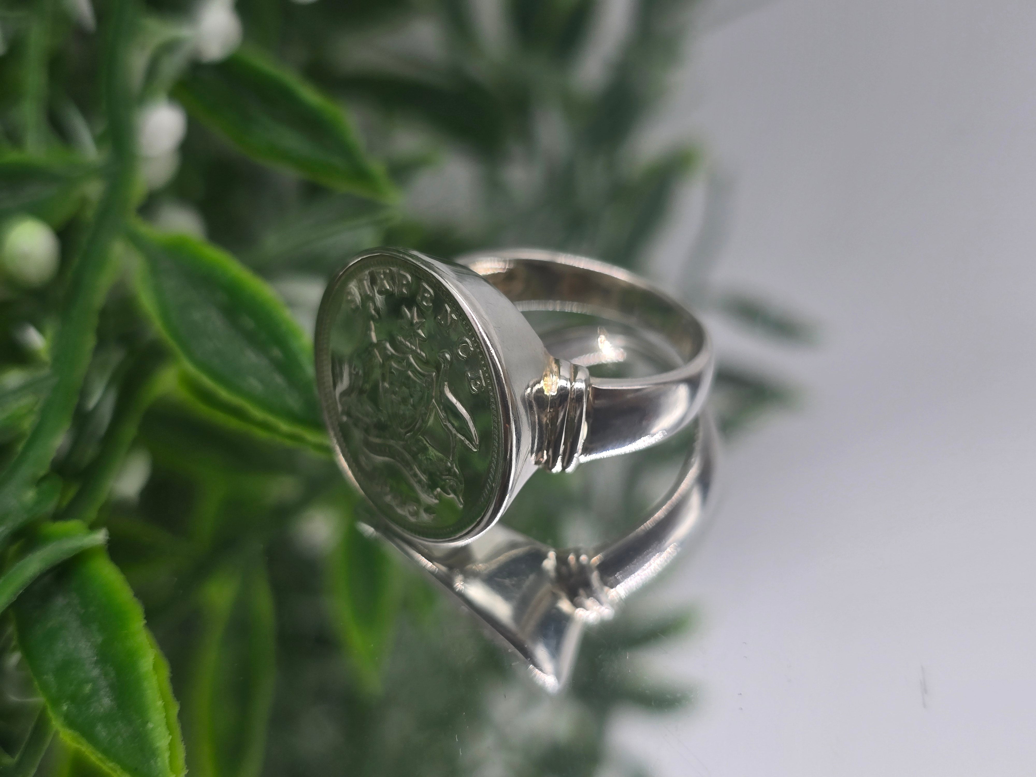 Australian Six Pence 1945 Silver Ring – Size 8.5 Crystal Wellness