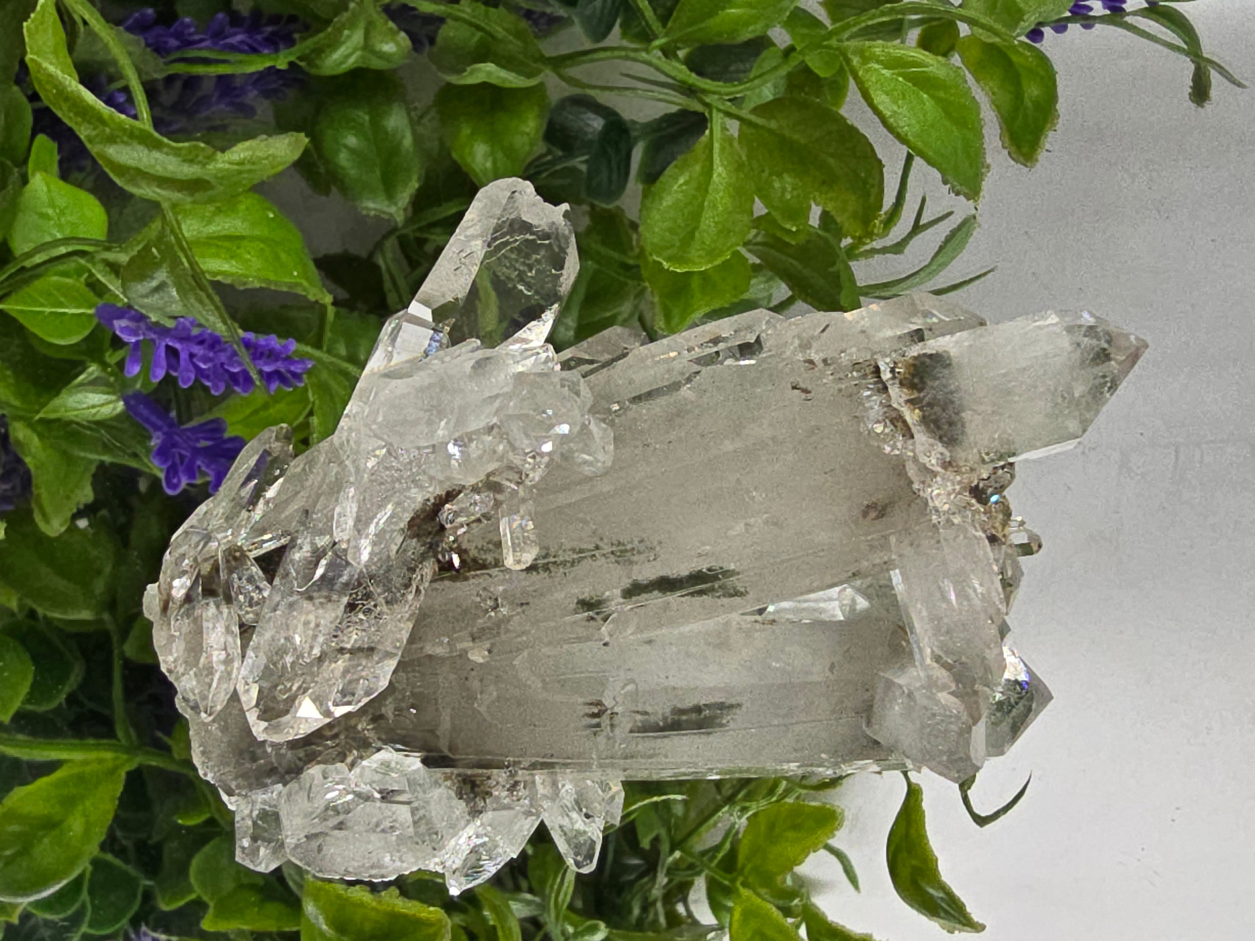 BLACK AND GREEN PHANTOM QUARTZ – “Protection & Renewal” – 12×5×3 cm Crystal Wellness