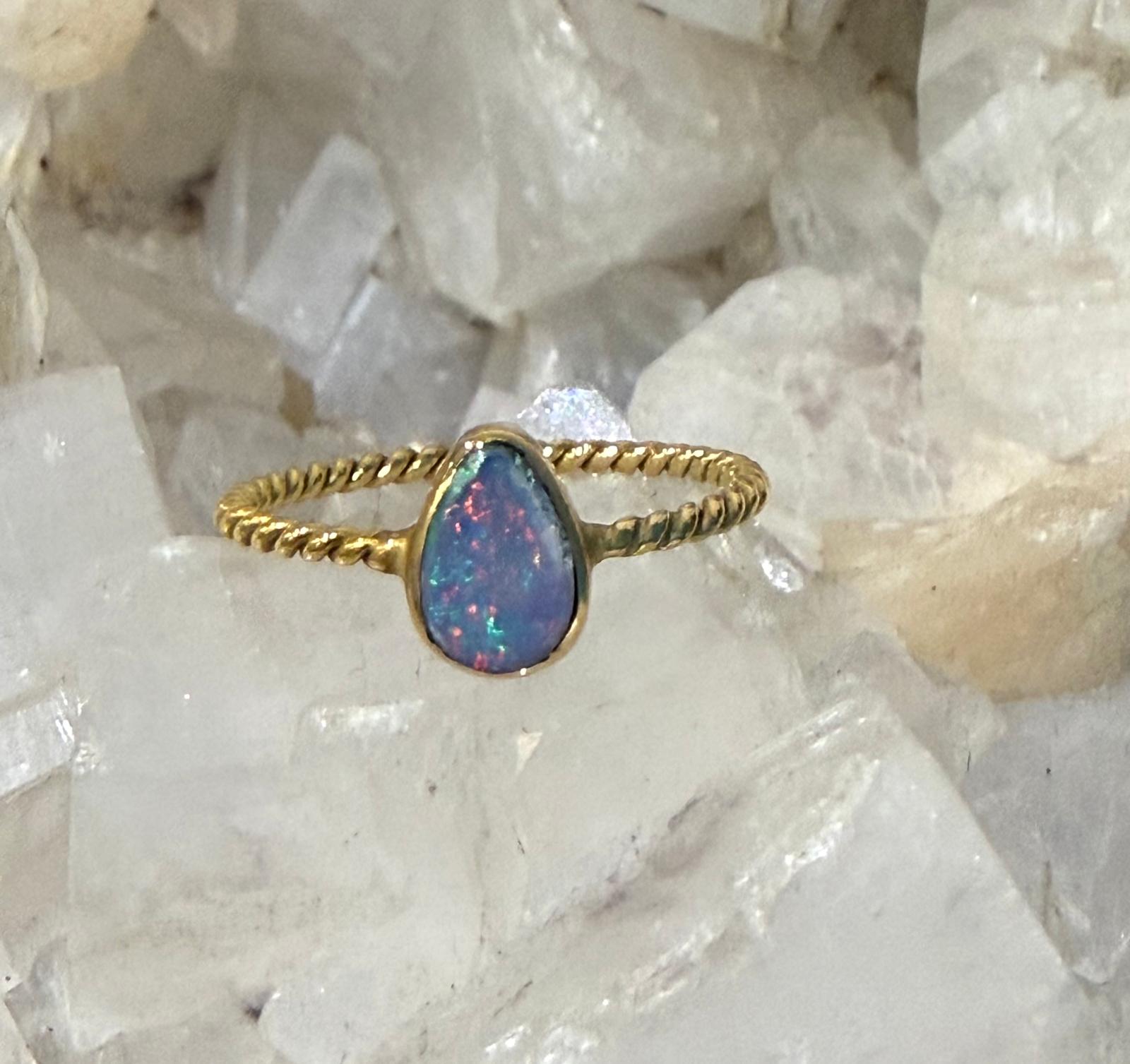 Australian Opal Pear Cut 22 Carat Gold Ring – Size 7 Crystal Wellness