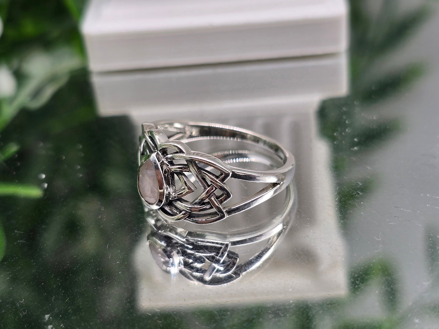 Rose Quartz Faceted 925 Sterling Silver Ring Size 7 |
Stone of Love, Self-Love & Emotional Healing Crystal Wellness