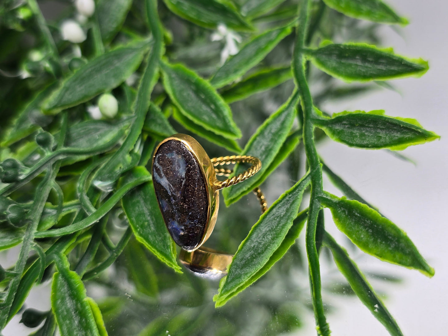 22 Carat Gold Boulder Opal Ring – Unique Natural Gemstone, Size 7 Crystal Wellness