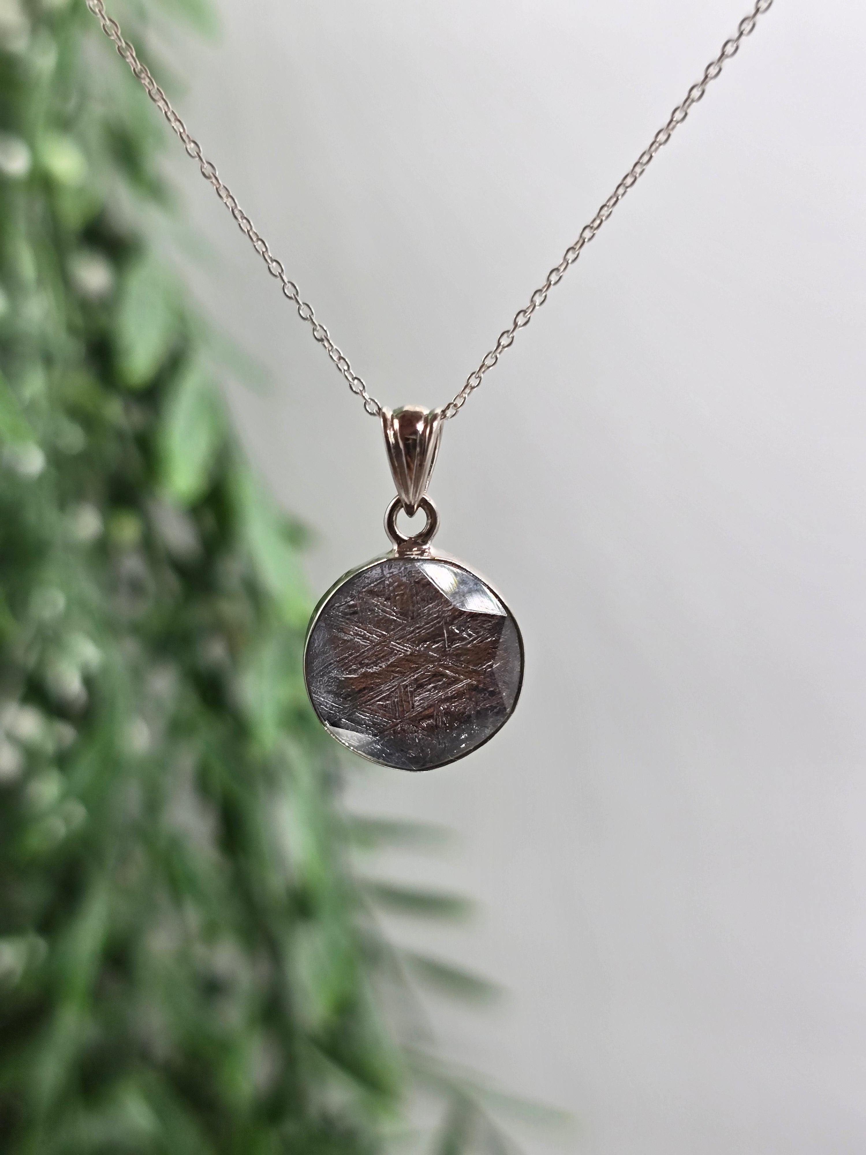 Munionalusta Meteorite Round Pendant 15mm – Swedish Iron Meteorite – Cosmic Protection, Grounding & Spiritual Awakening Crystal Wellness