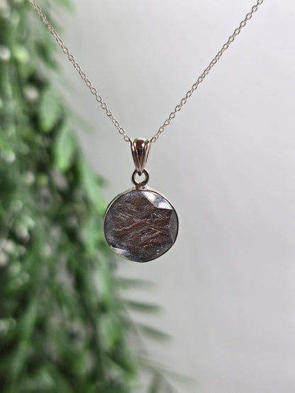 Munionalusta Meteorite Round Pendant 15mm – Swedish Iron Meteorite – Cosmic Protection, Grounding & Spiritual Awakening Crystal Wellness