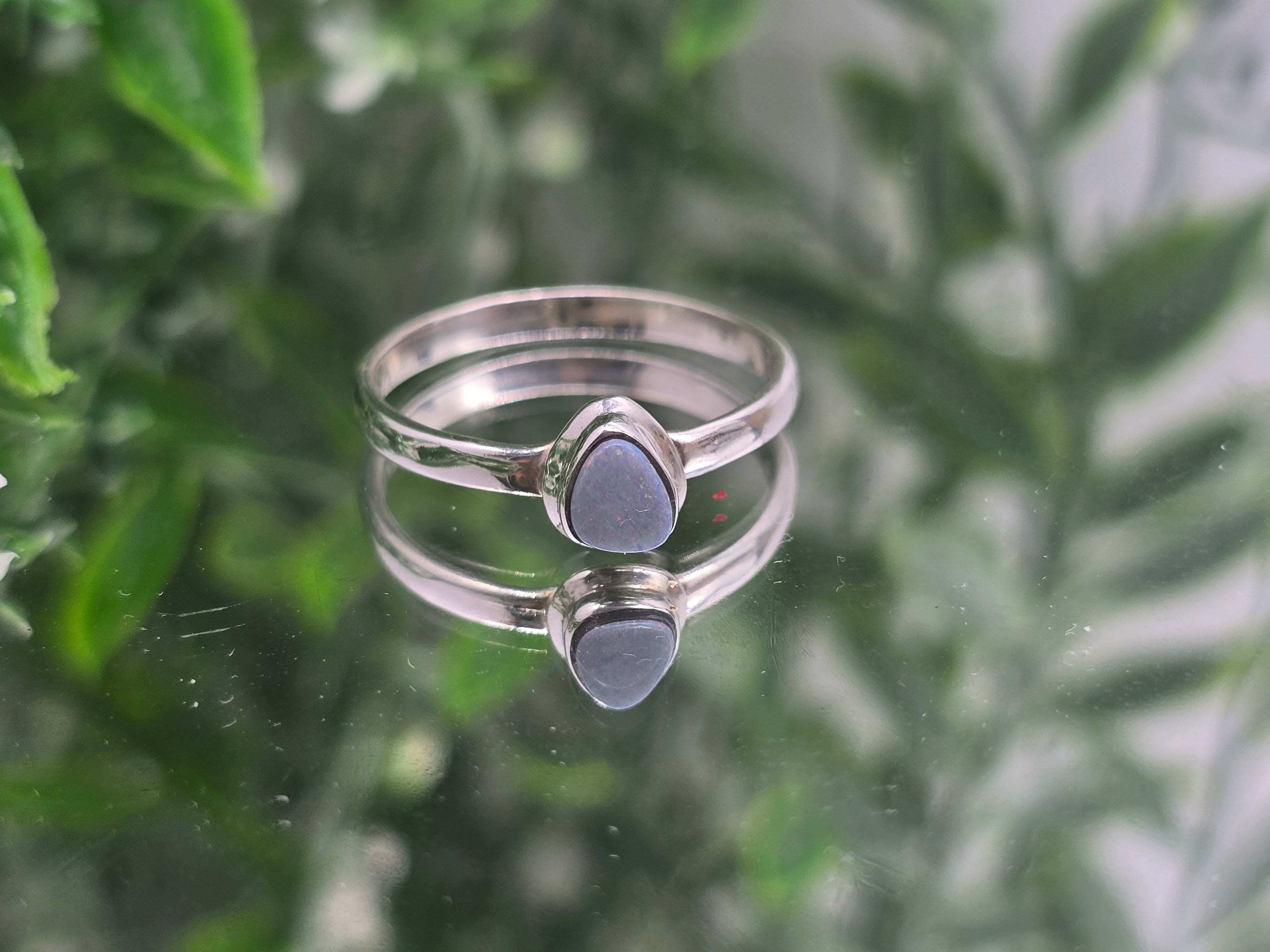 🌟 Australian Opal 925 Sterling Silver Ring Size 8.5 – Rainbow Fire Gemstone for Love & Creativity Crystal Wellness