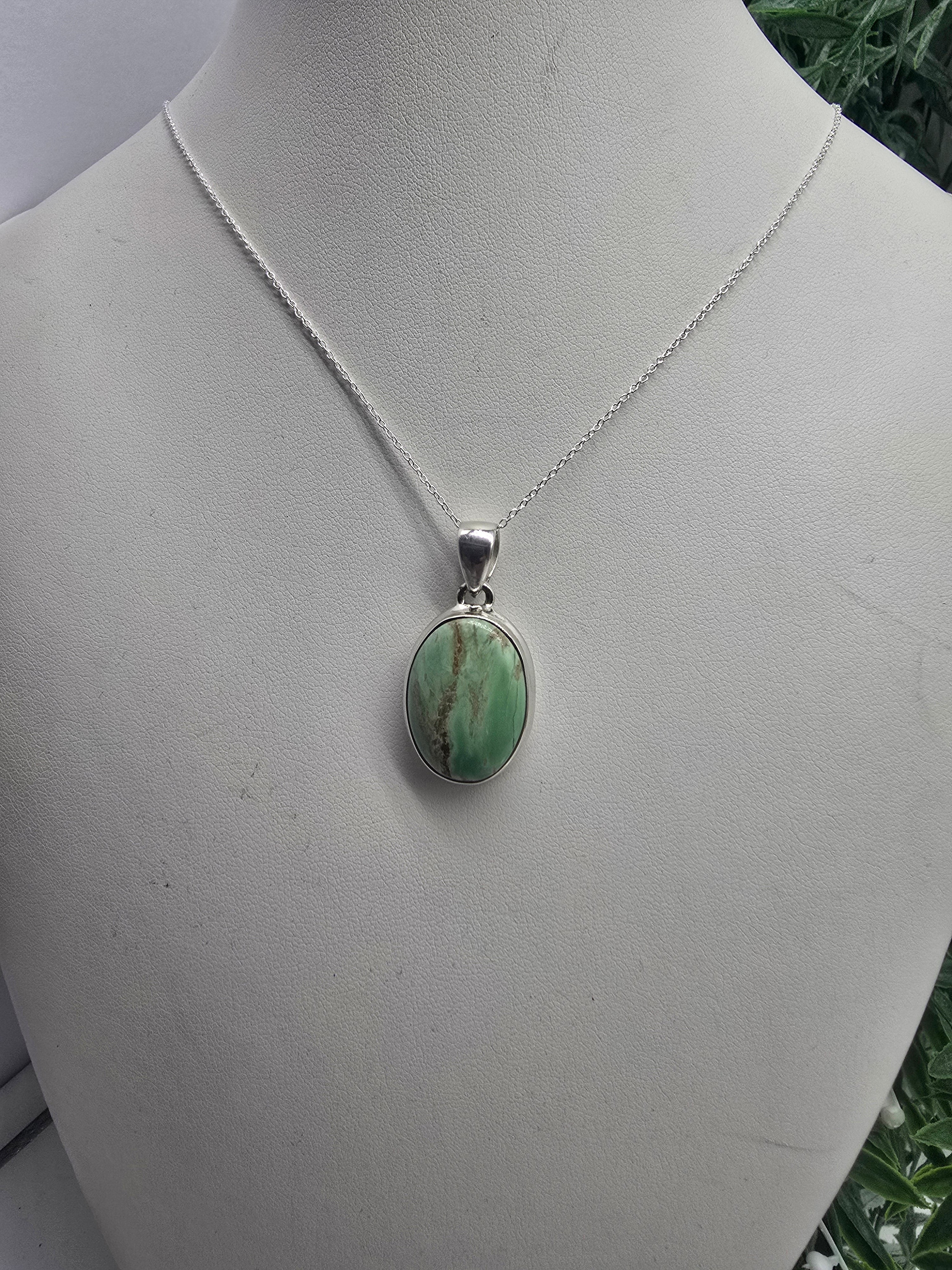 Variscite Tranquility Pendant 22x16mm – 925 Silver Chain Included Crystal Wellness