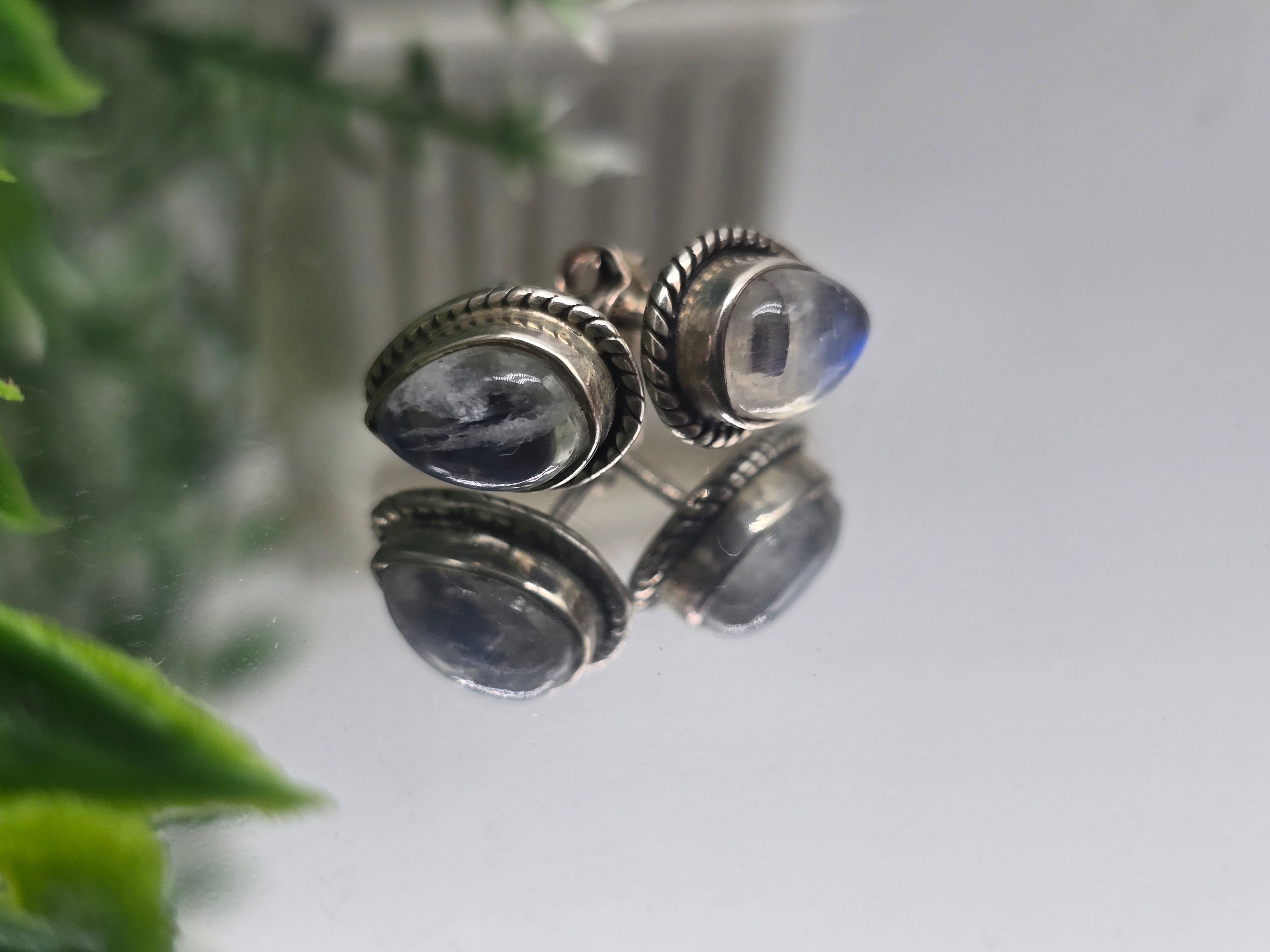 Rainbow Moonstone 925 Sterling Silver Studs – Teardrop Vintage Rope Frame 8x7mm Crystal Wellness