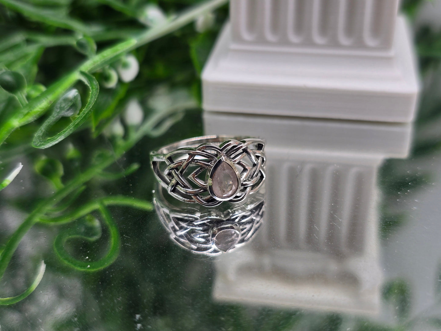 Rose Quartz Faceted 925 Sterling Silver Ring Size 7 |
Stone of Love, Self-Love & Emotional Healing Crystal Wellness