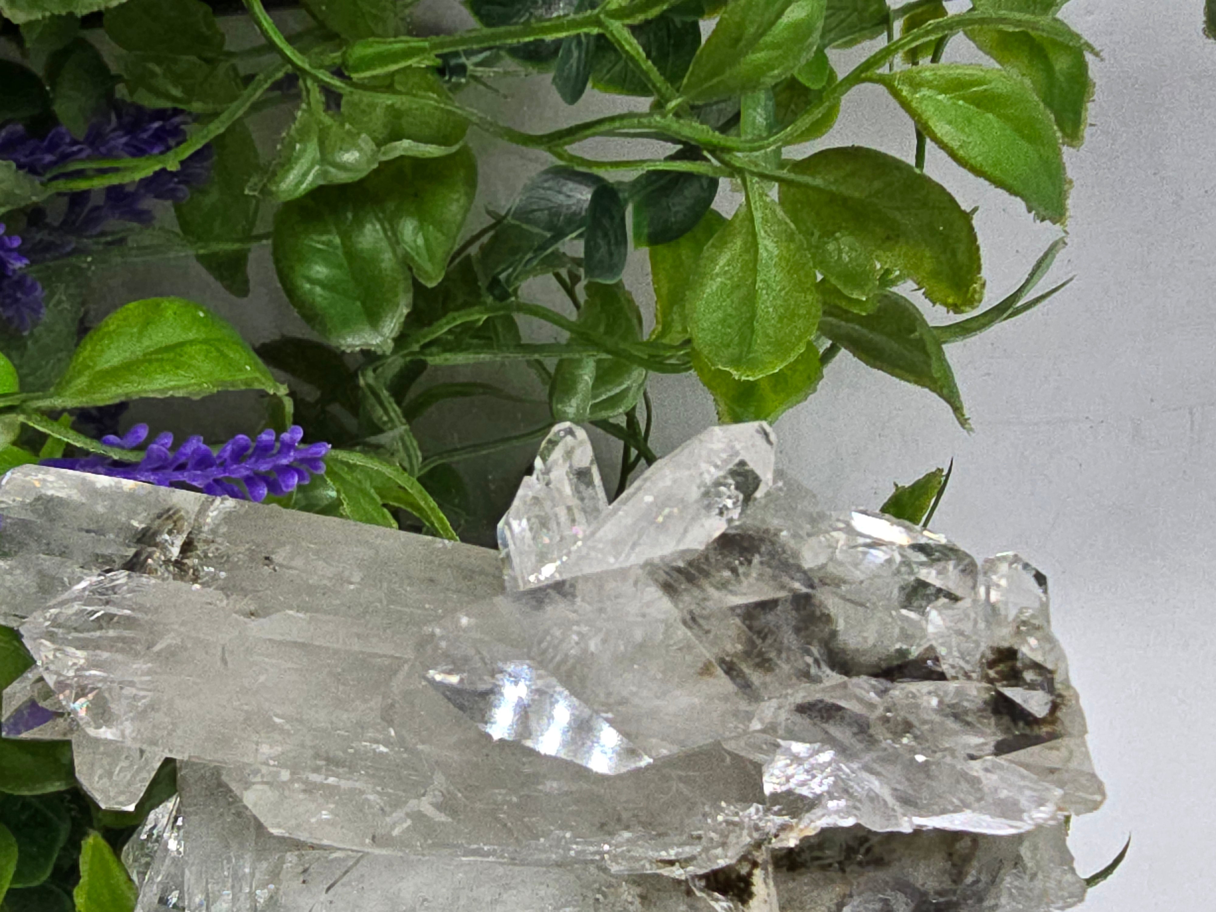 BLACK AND GREEN PHANTOM QUARTZ – “Protection & Renewal” – 12×5×3 cm Crystal Wellness
