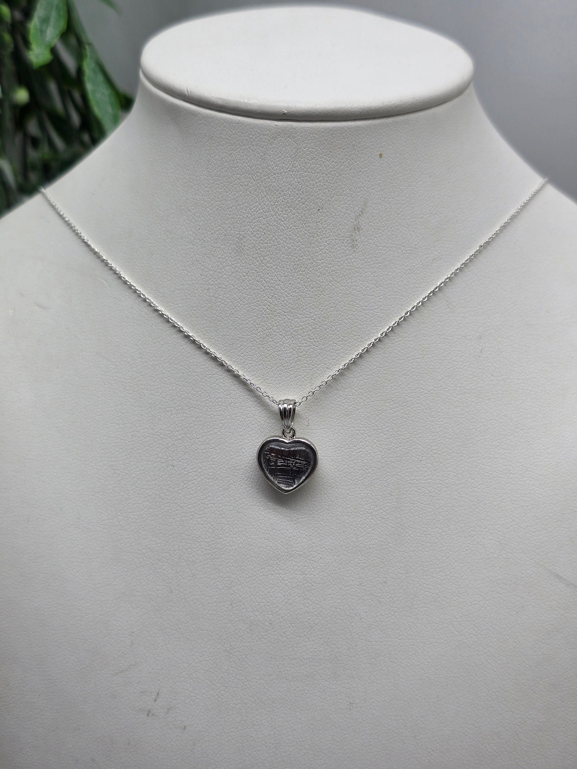 Munionalusta Meteorite Heart Pendant 12x12mm – Swedish Iron Meteorite – Cosmic Protection, Grounding & Spiritual Awakening Crystal Wellness
