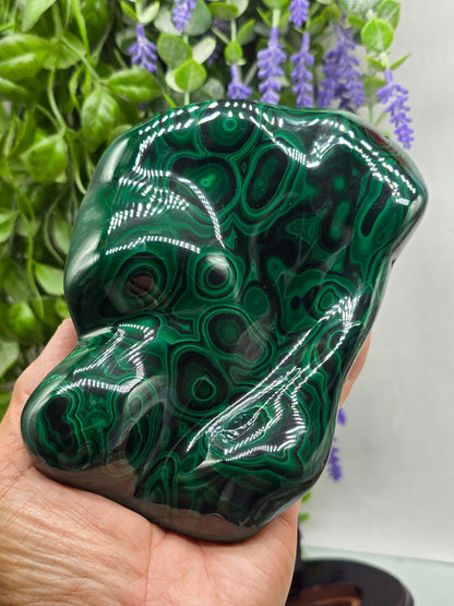 Premium Malachite Freeform 1.4kgs 20x11x5cm – Stone of Transformation & Protection Crystal Wellness