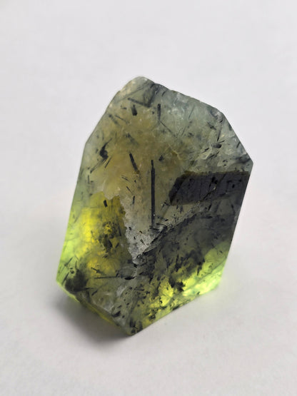 ✨ Prehnite Freeform – 180g | 6 × 4 × 4 cm Crystal Wellness