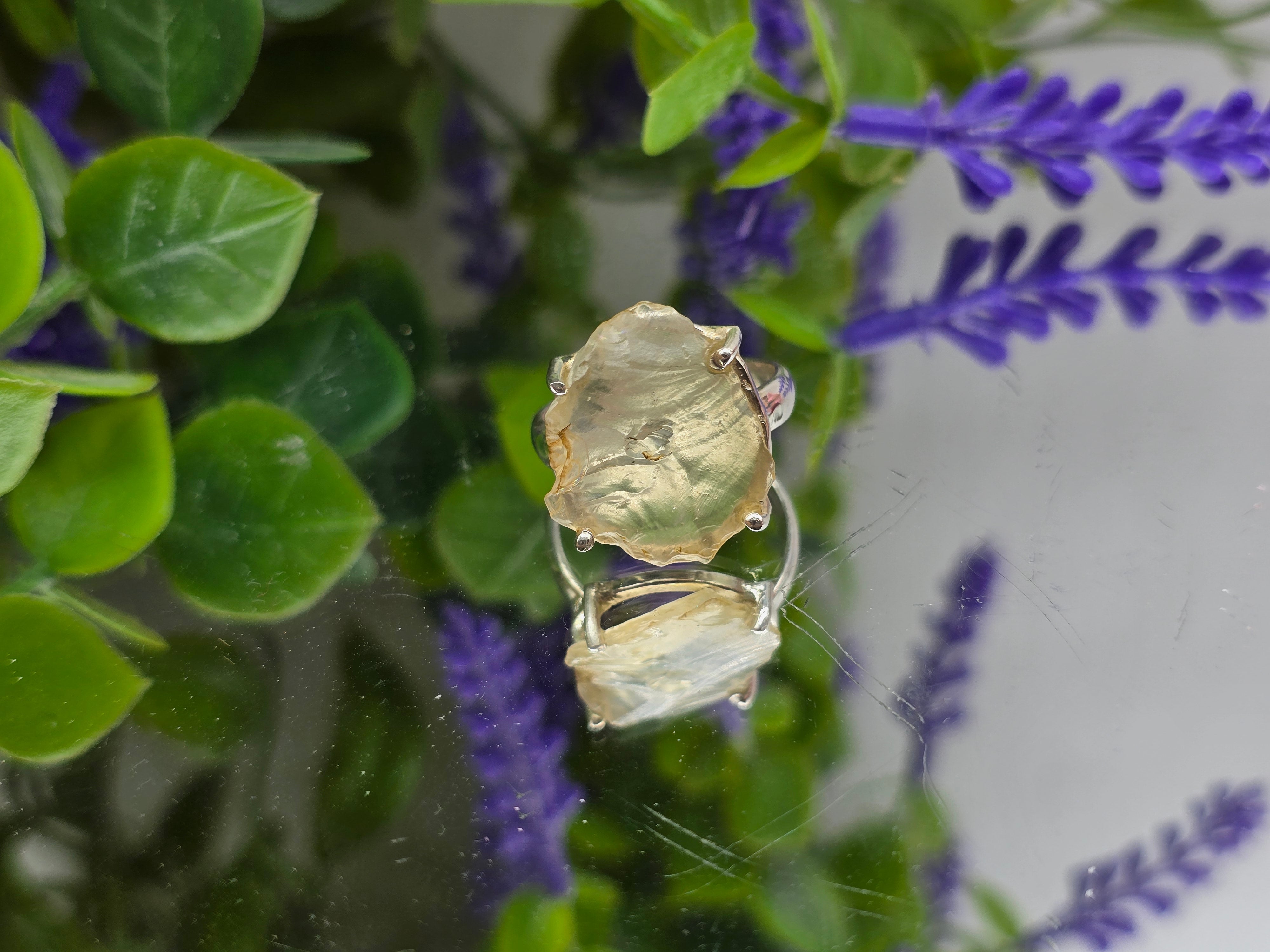 Libyan Desert Glass Raw Crystal Ring in 925 Sterling Silver – Cosmic Transformation & Solar Power Ring – Size 7 Crystal Wellness