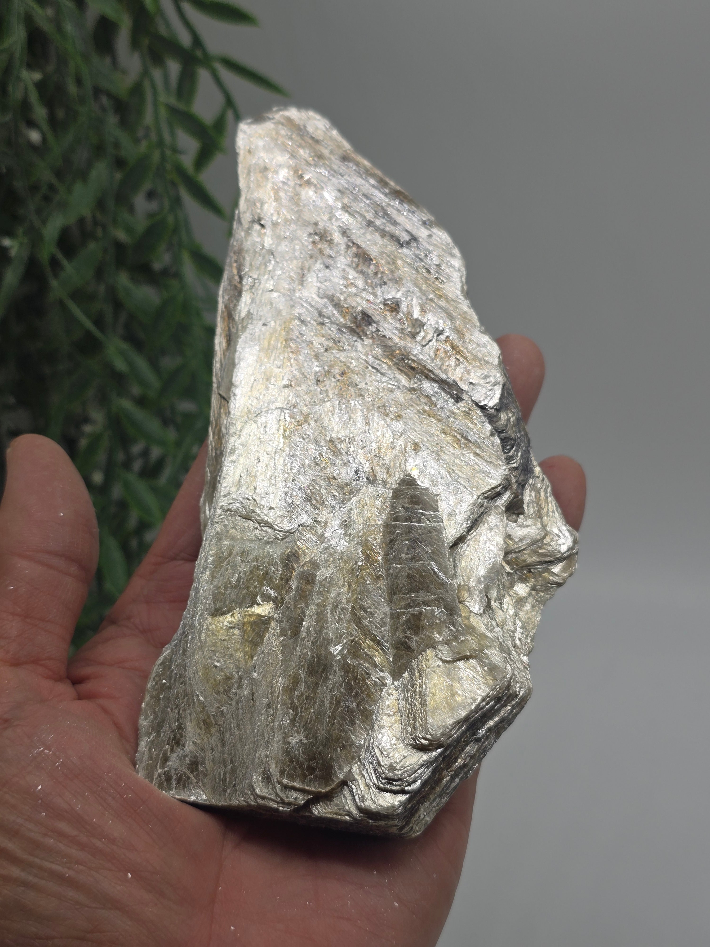 Mystical Brazilian Mica Crystal – 16x8x5cm | 327g Crystal Wellness