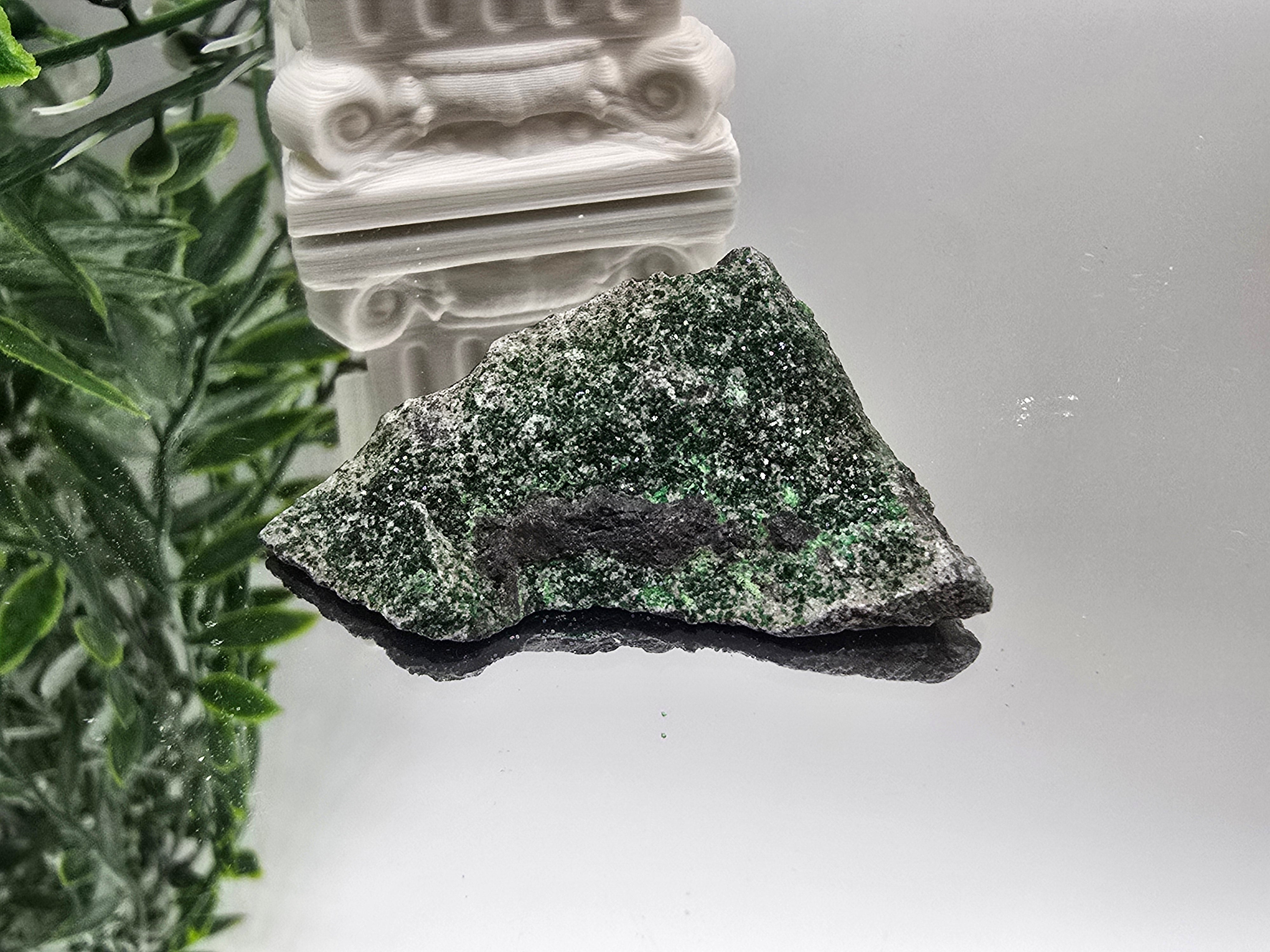 Uvarovite Rare AAA 45 × 27 × 15 mm (Stone of Abundant Heart & Prosperity) Crystal Wellness
