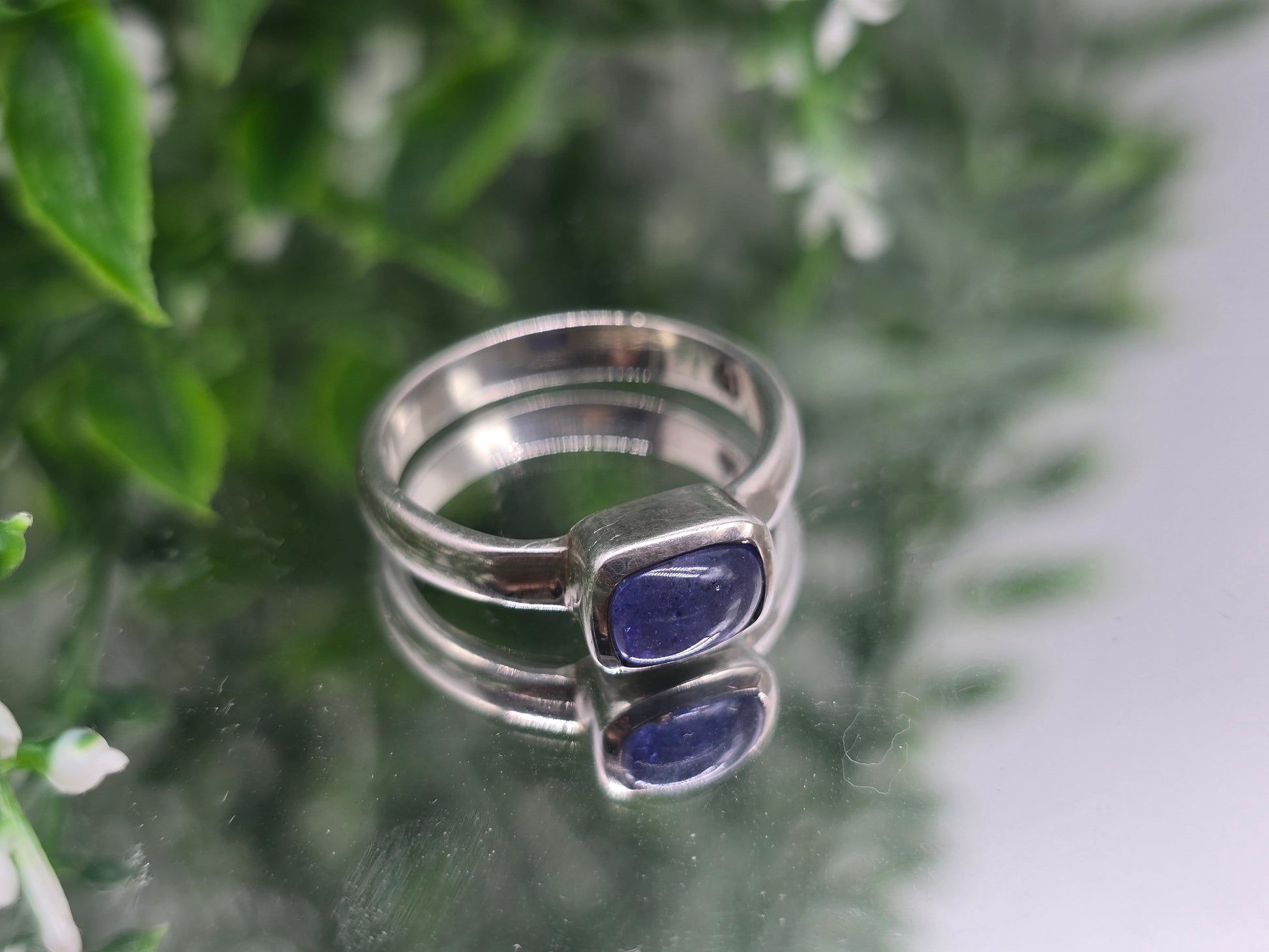Elegant Tanzanite 925 Sterling Silver Ring Size 7.5 – Stone of Transformation, Calm & Higher Wisdom Crystal Wellness