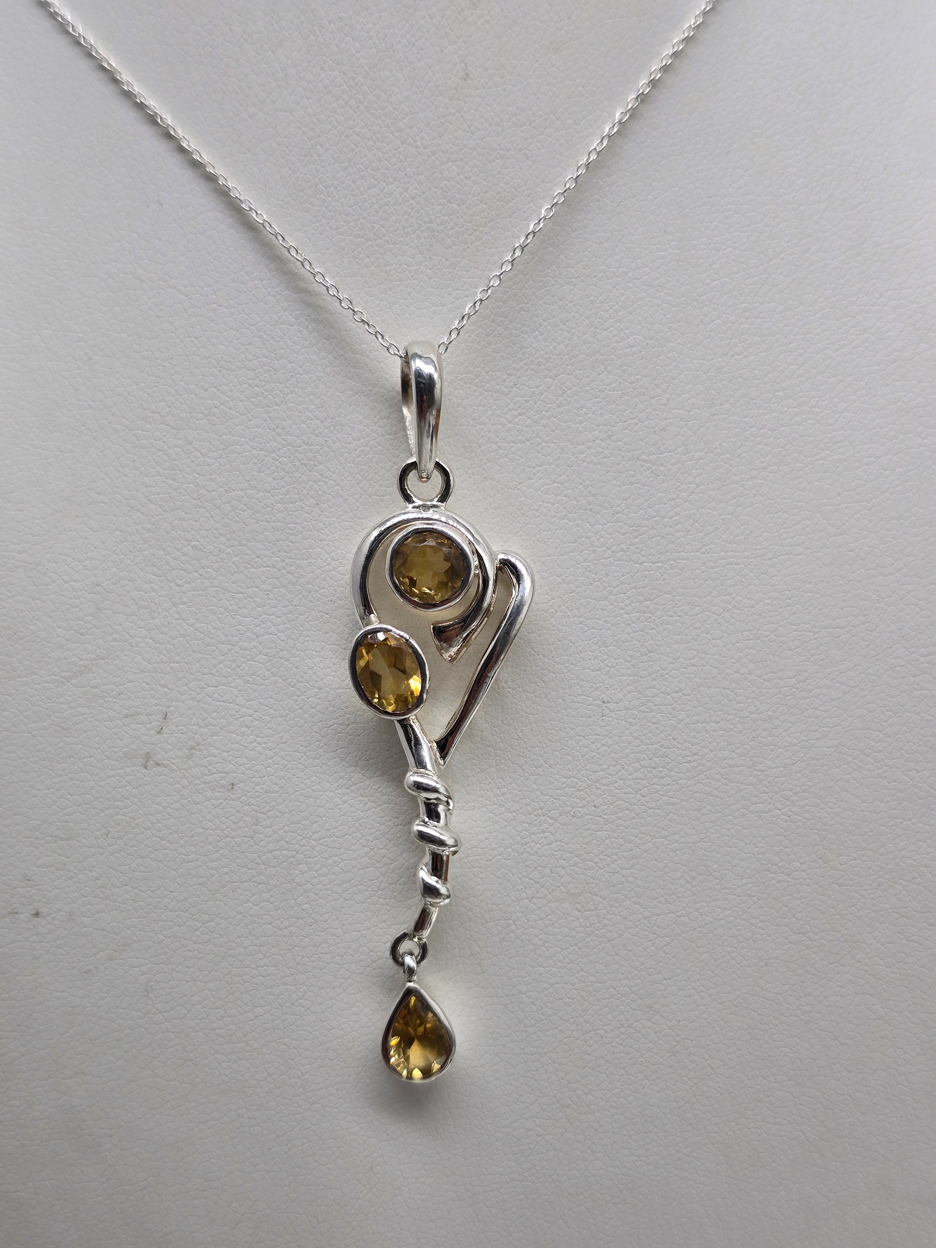 Citrine 925 Sterling Silver Pendant – Flowing Heart Design (Stone of Abundance & Radiant Confidence) Crystal Wellness