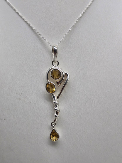 Citrine 925 Sterling Silver Pendant – Flowing Heart Design (Stone of Abundance & Radiant Confidence) Crystal Wellness