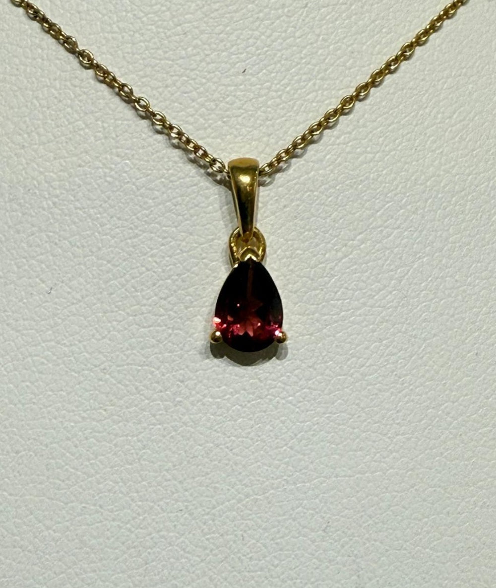 Ember of Passion – Garnet Teardrop Necklace in 18ct Gold Vermeil Crystal Wellness