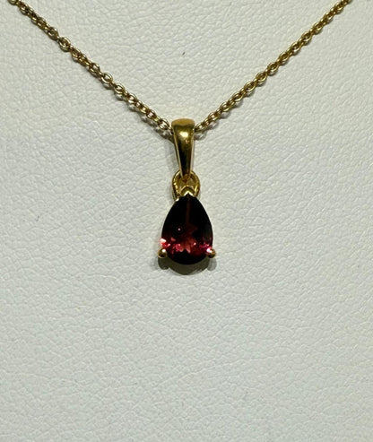 Ember of Passion – Garnet Teardrop Necklace in 18ct Gold Vermeil Crystal Wellness