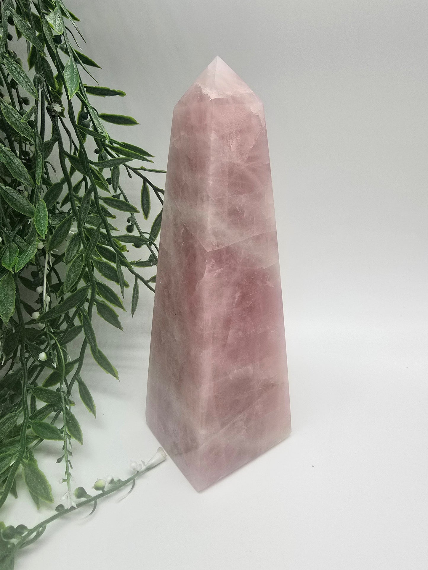 Rose Quartz Obelisk 1023g 215mm x 64mm Crystal Wellness