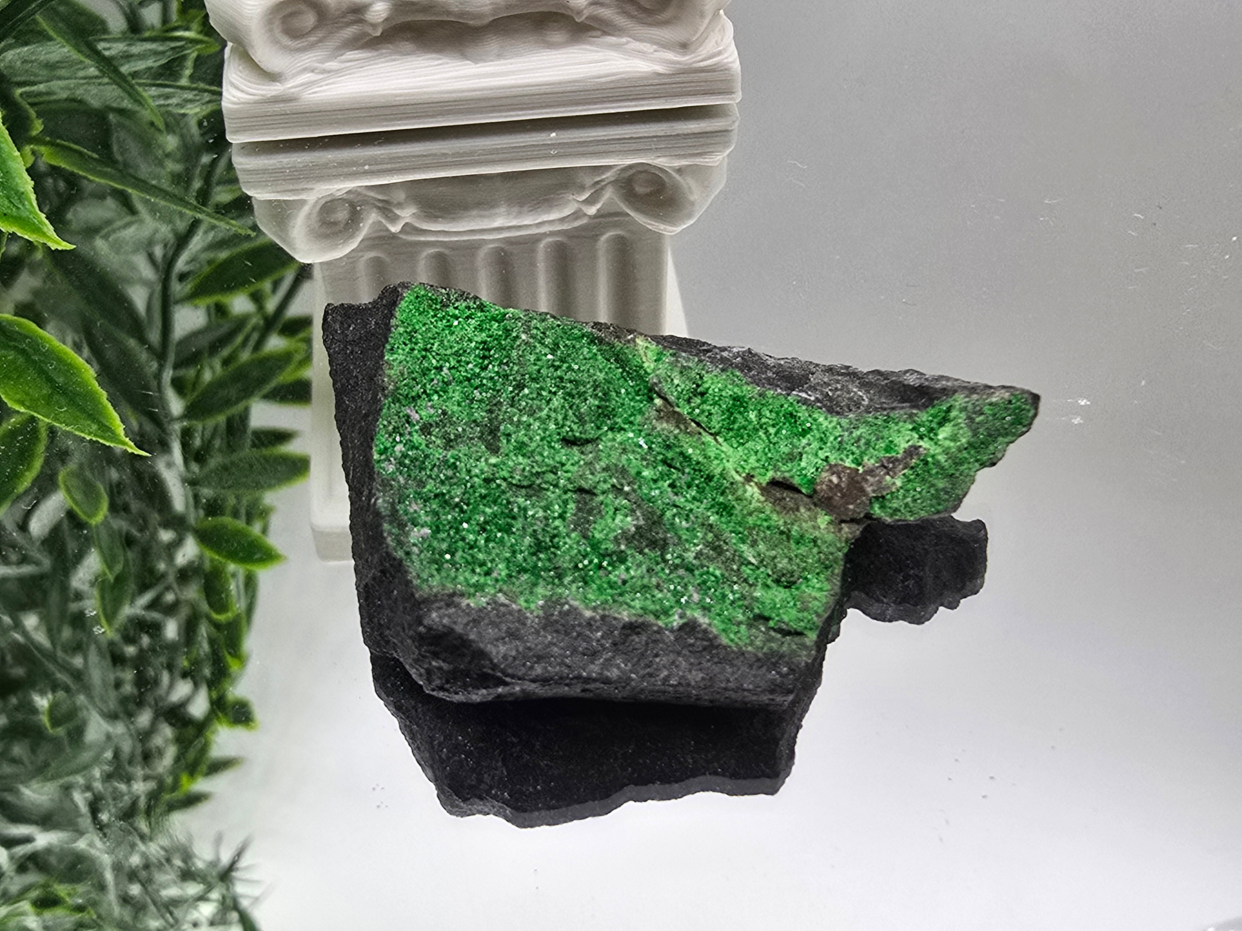 Uvarovite Rare AAA 46 × 34 × 11 mm (Stone of Abundant Heart & Prosperity) Crystal Wellness