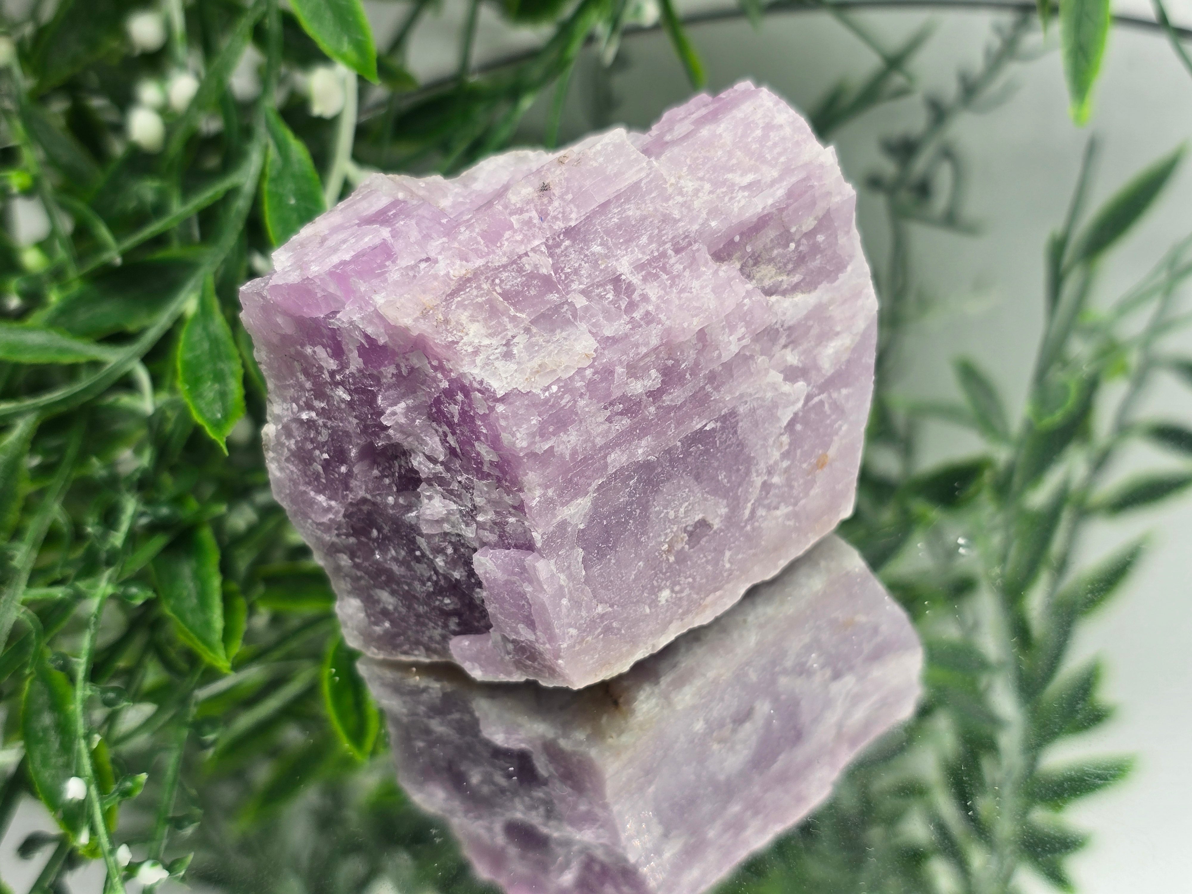 💗 Kunzite Raw – Stone of Divine Love, Calm & Emotional Healing Crystal Wellness