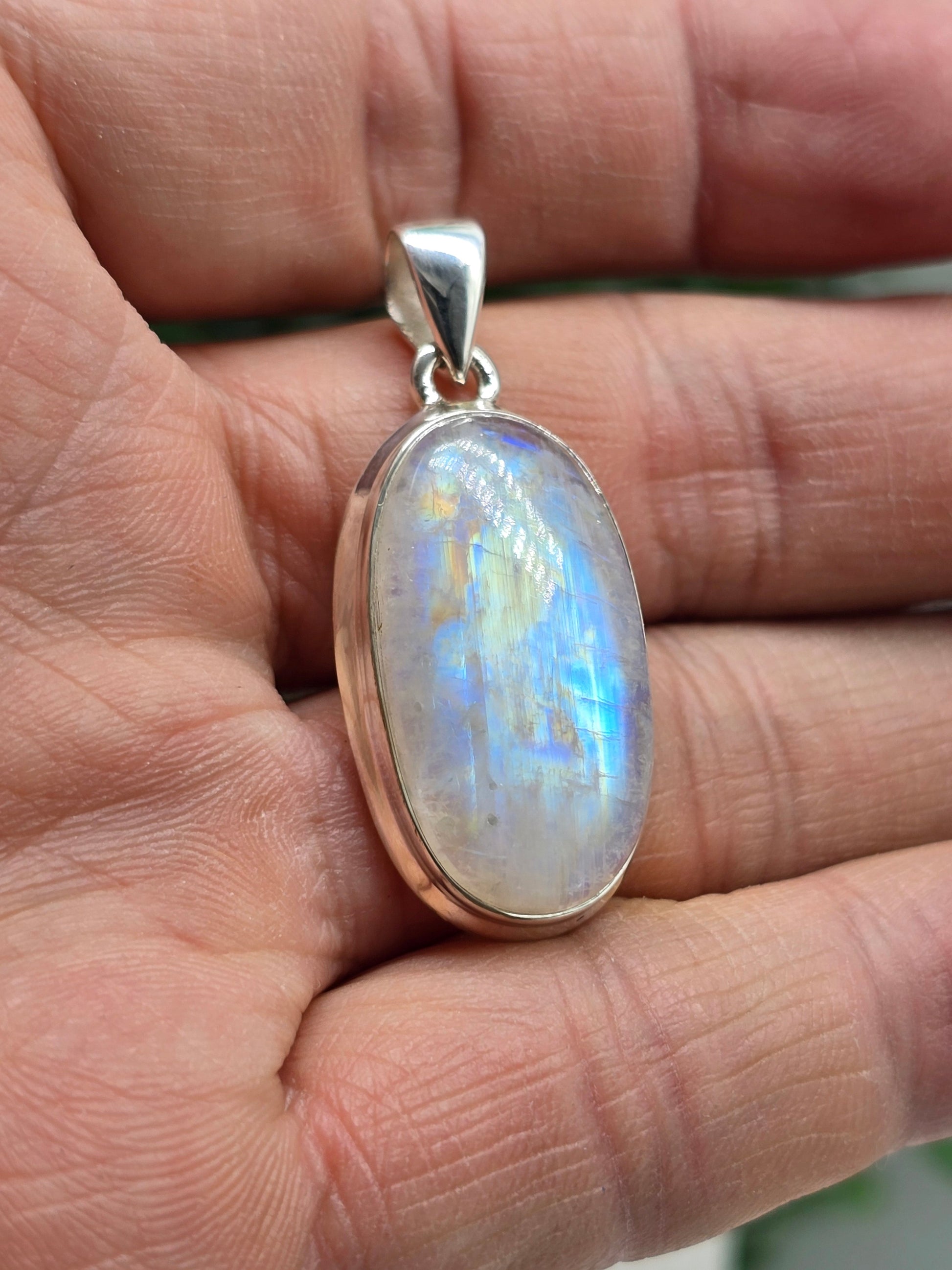 Blue Fire Moonstone 925 Sterling Silver Pendant (3 x 1.5cm) – Stone of New Beginnings & Divine Feminine Energy Crystal Wellness