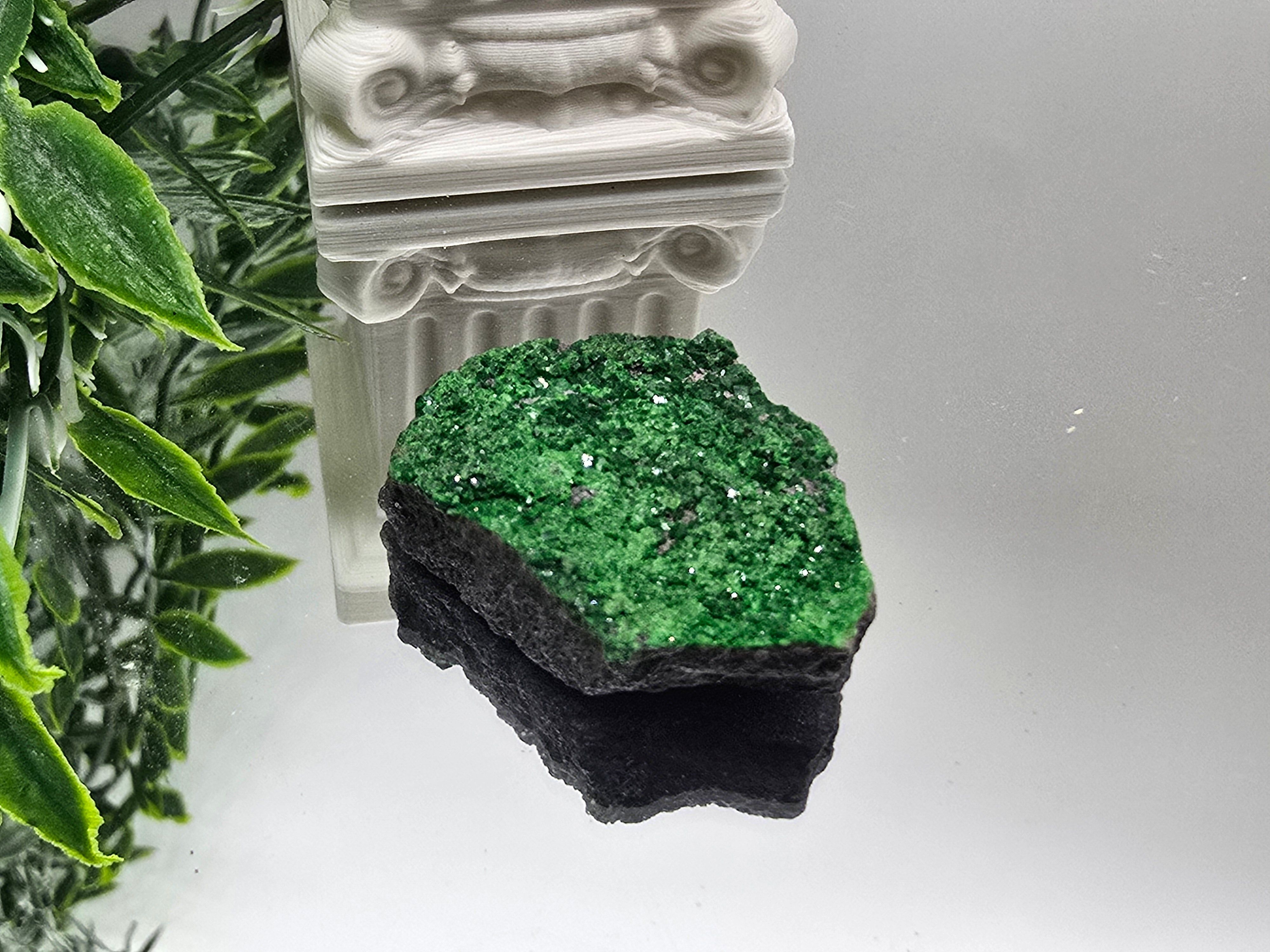 Uvarovite Rare AAA 33 × 27 × 8 mm (Stone of Abundant Heart & Prosperity) Crystal Wellness