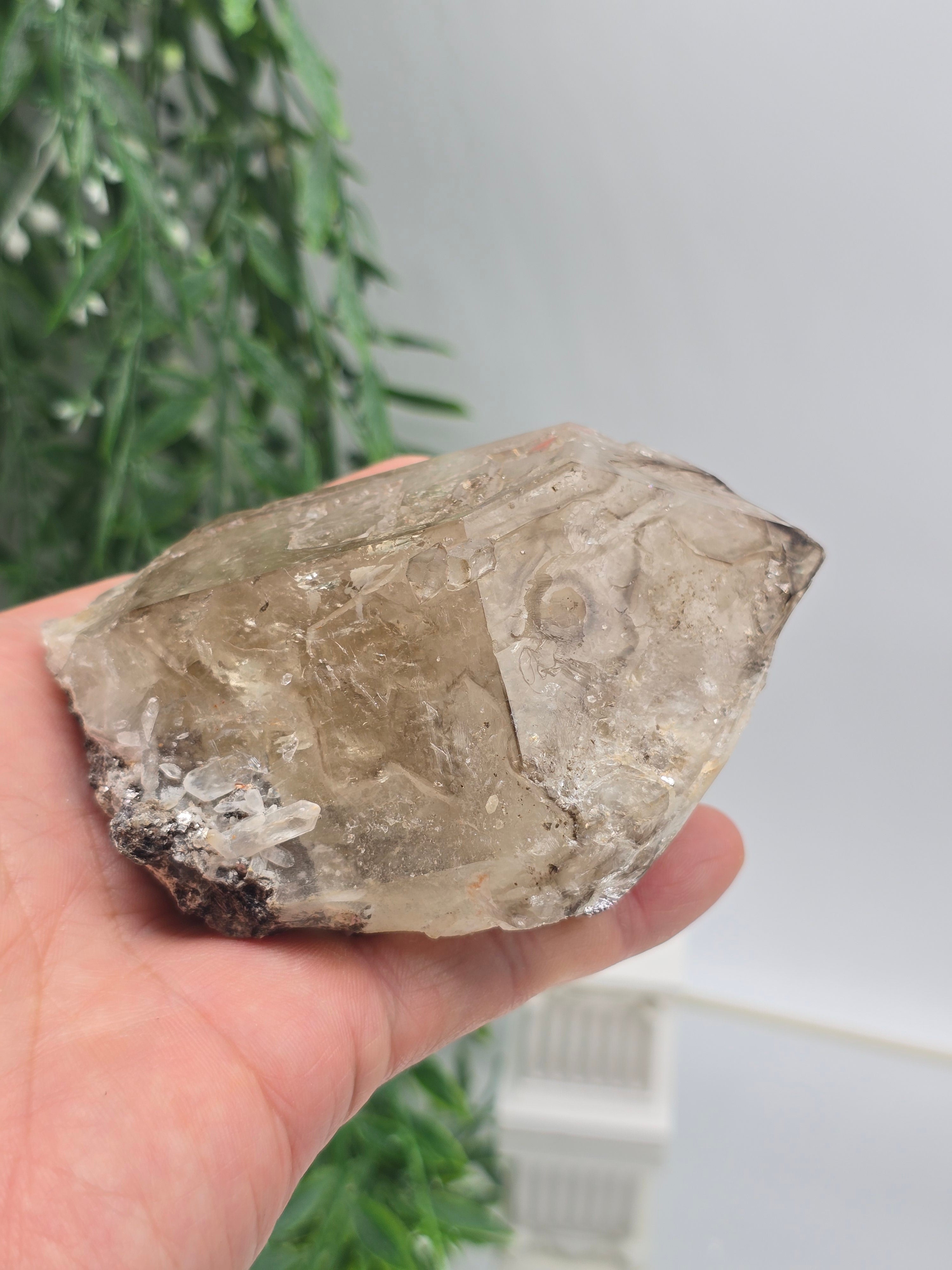Elestial Quartz Specimen 10 × 6 × 5 cm (Stone of Ancient Wisdom & Spiritual Ascension) Crystal Wellness