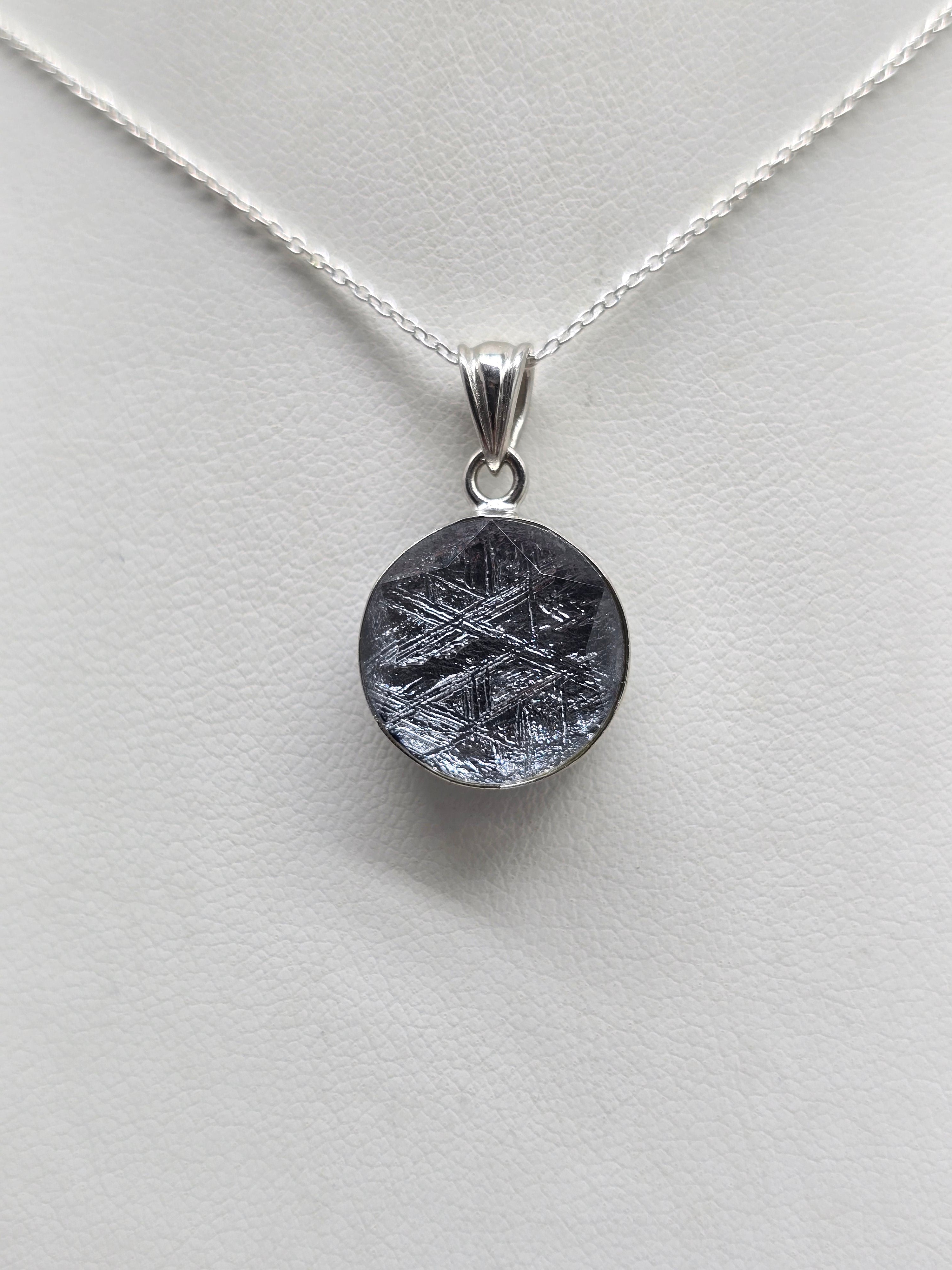 Munionalusta Meteorite Round Pendant 15mm – Swedish Iron Meteorite – Cosmic Protection, Grounding & Spiritual Awakening Crystal Wellness